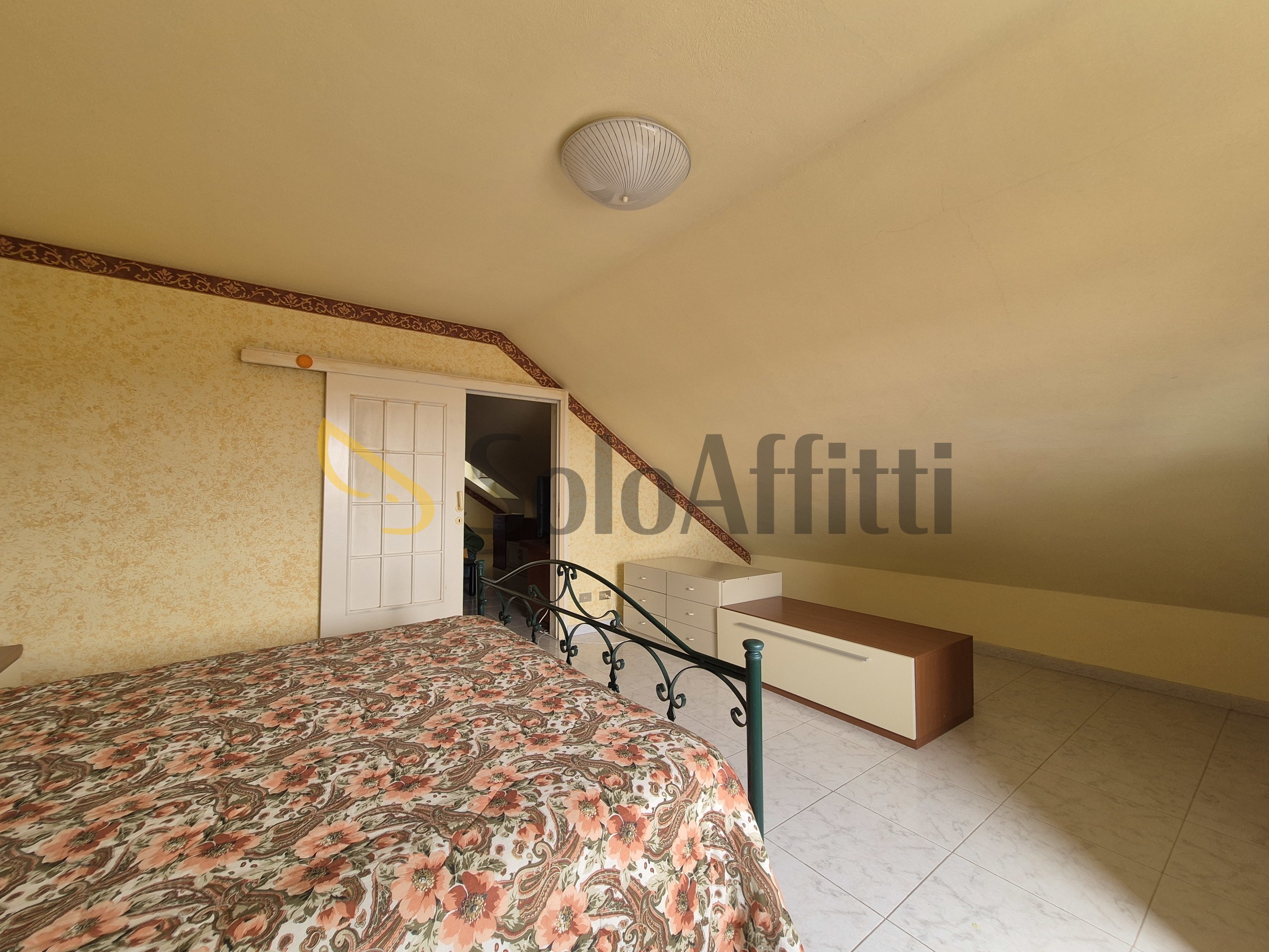 Bilocale in affitto in via melito porto salvo 70, Catanzaro