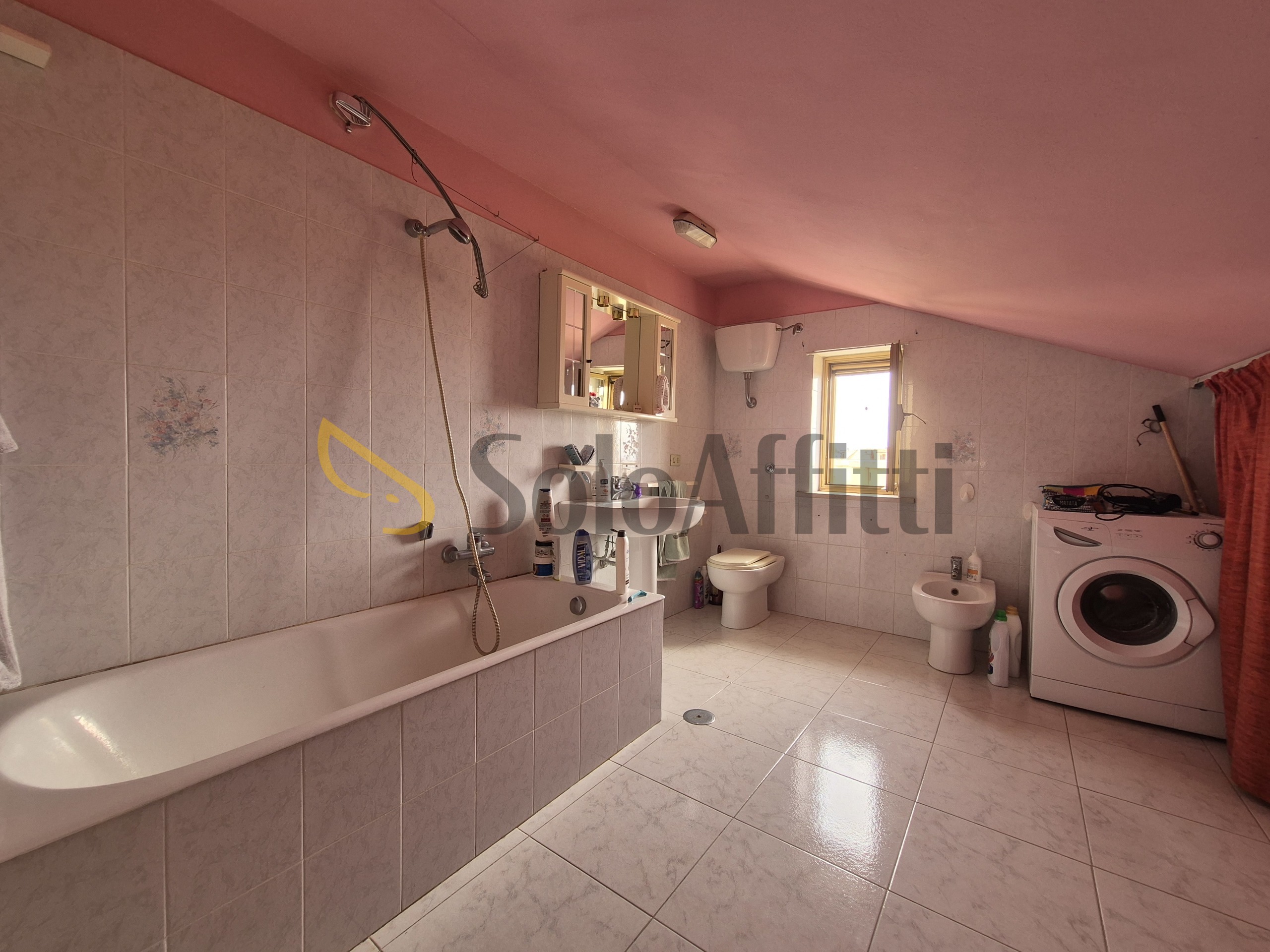 Bilocale in affitto in via melito porto salvo 70, Catanzaro