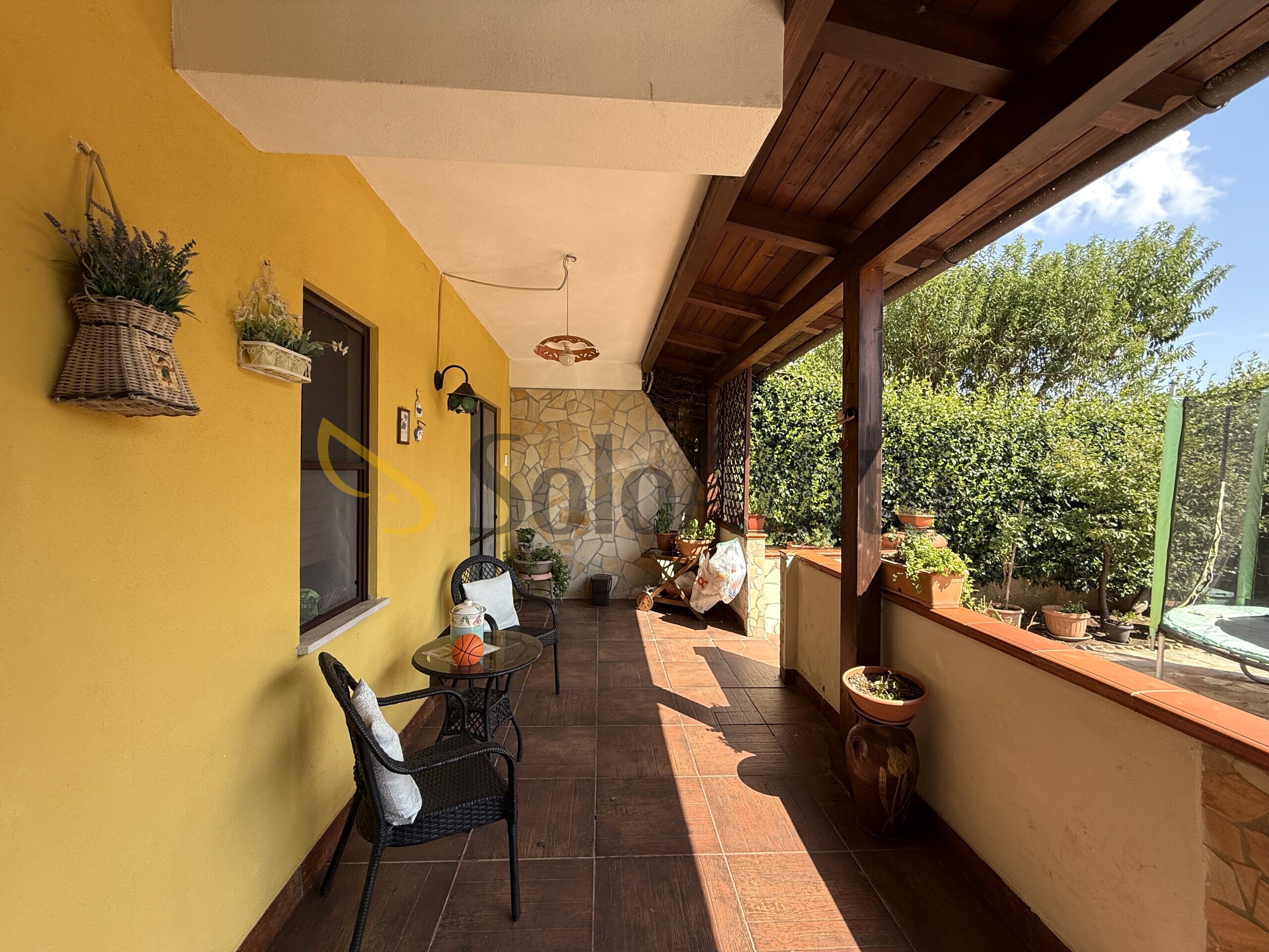 Villa con giardino in via martiri di nassirya 16, San Floro