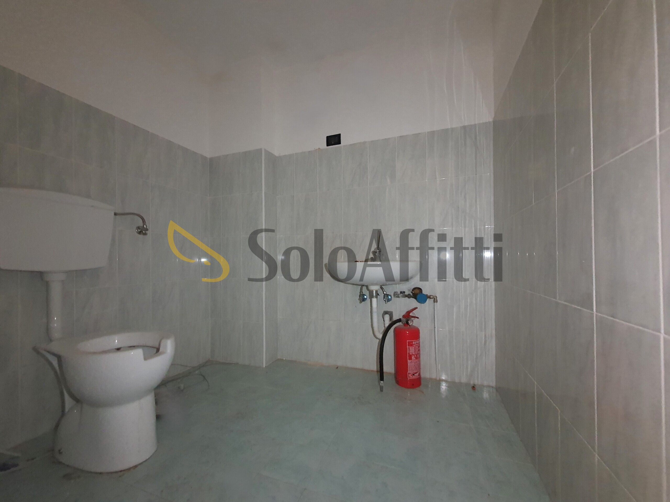 Locale commerciale in affitto, Catanzaro fortuna