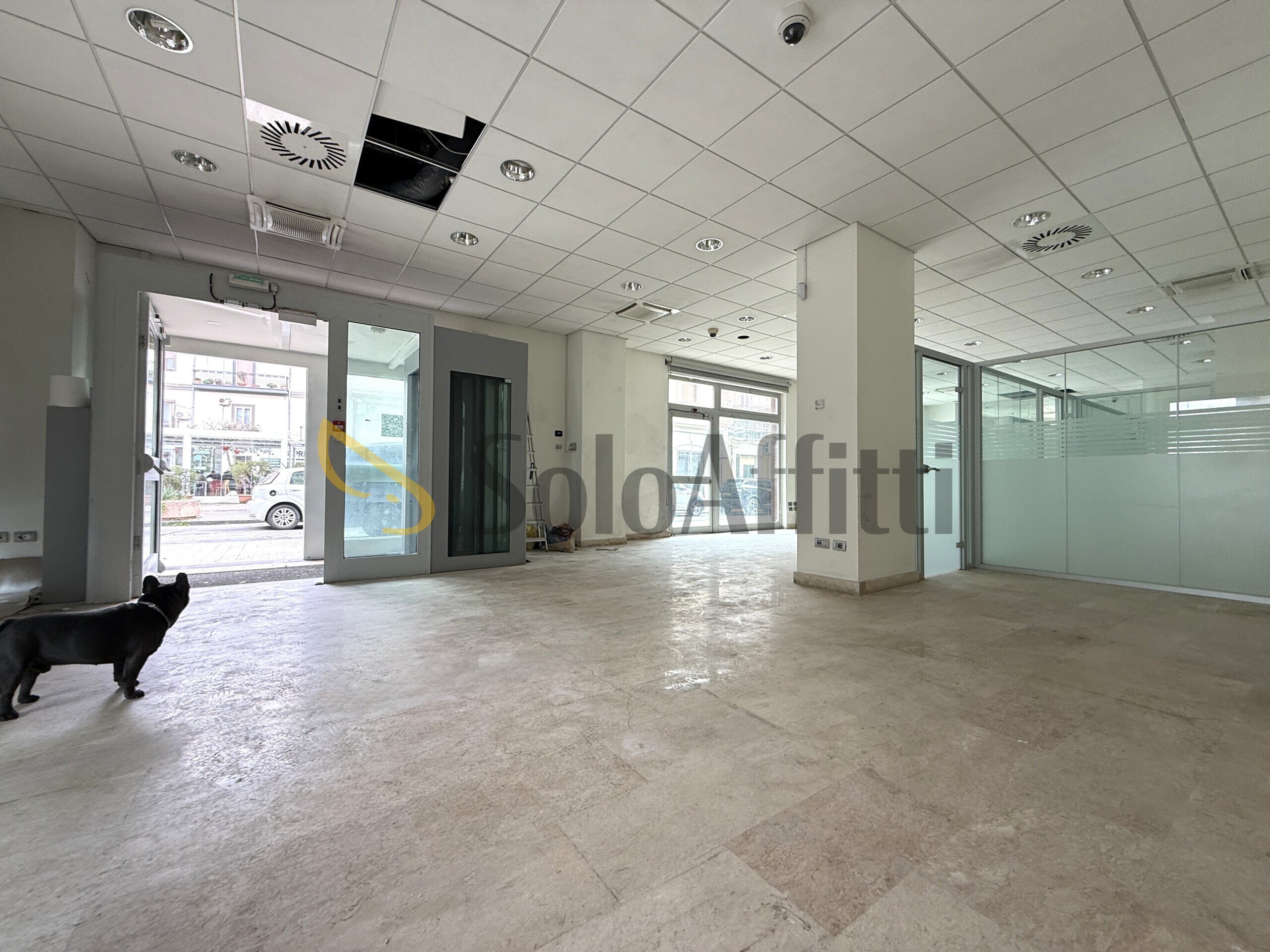 Locale commerciale in affitto in via nazario sauro 9, Catanzaro