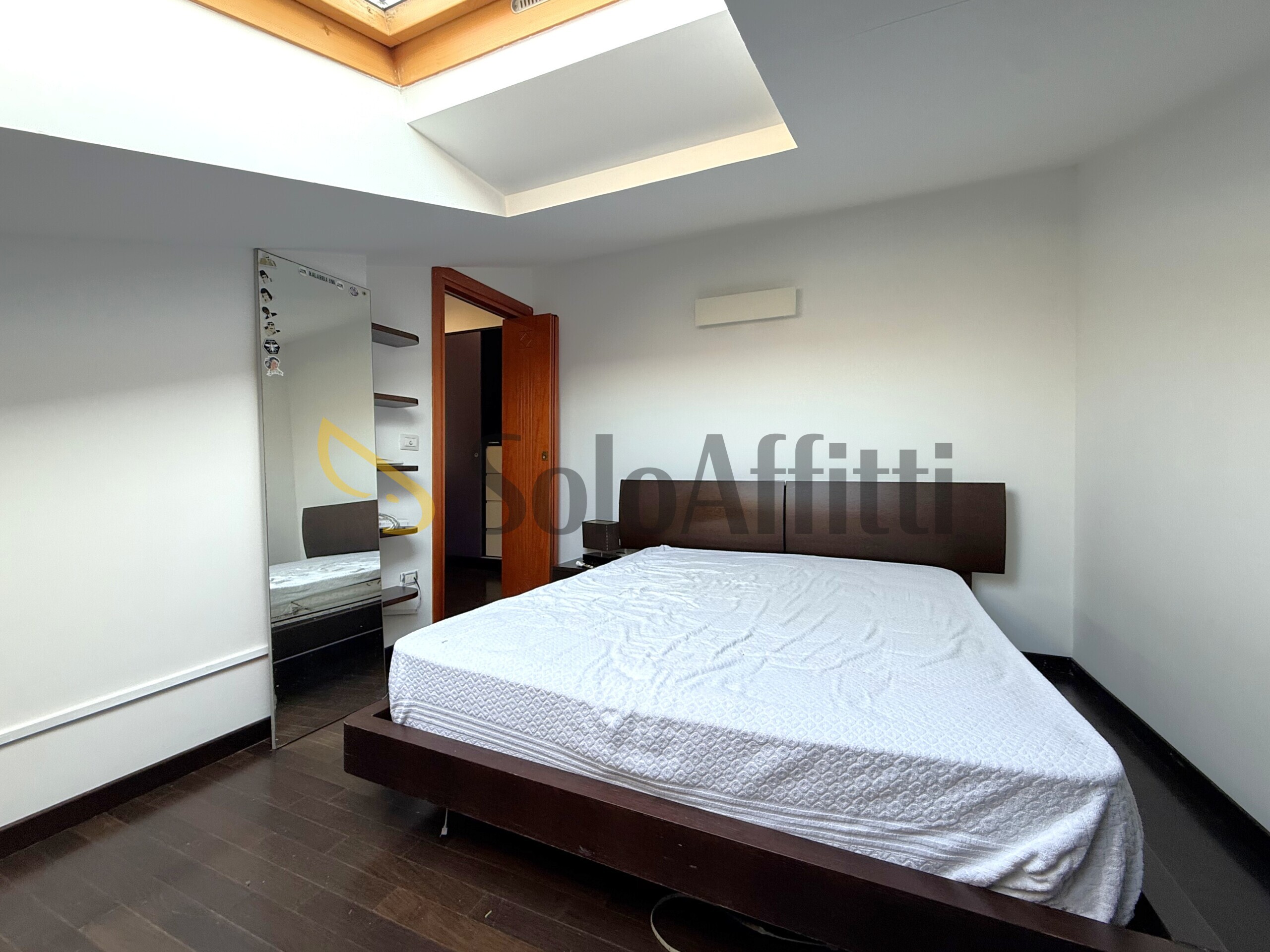 Attico con terrazzo, Catanzaro germaneto