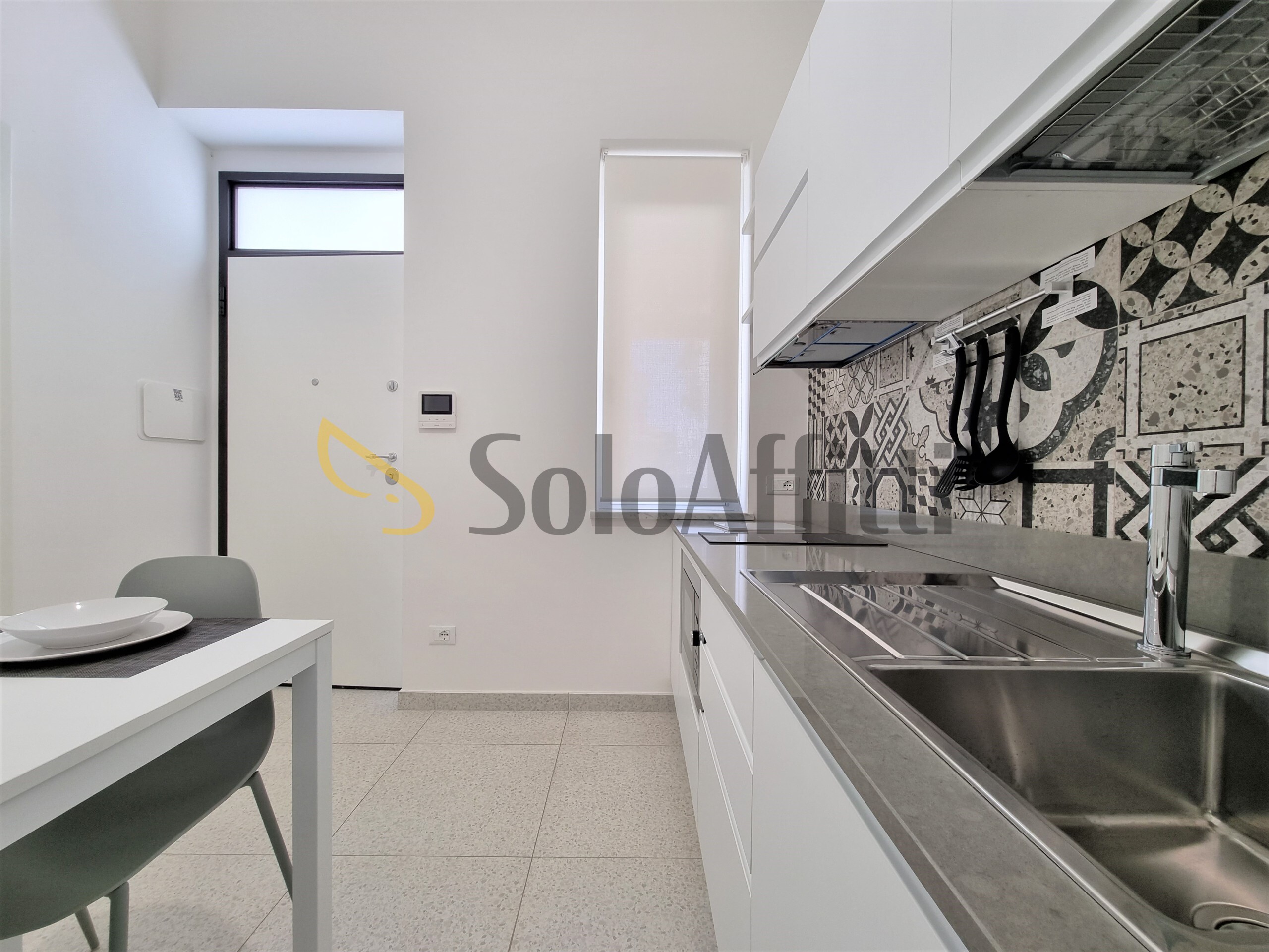 Bilocale con terrazzo, Catanzaro lido corso