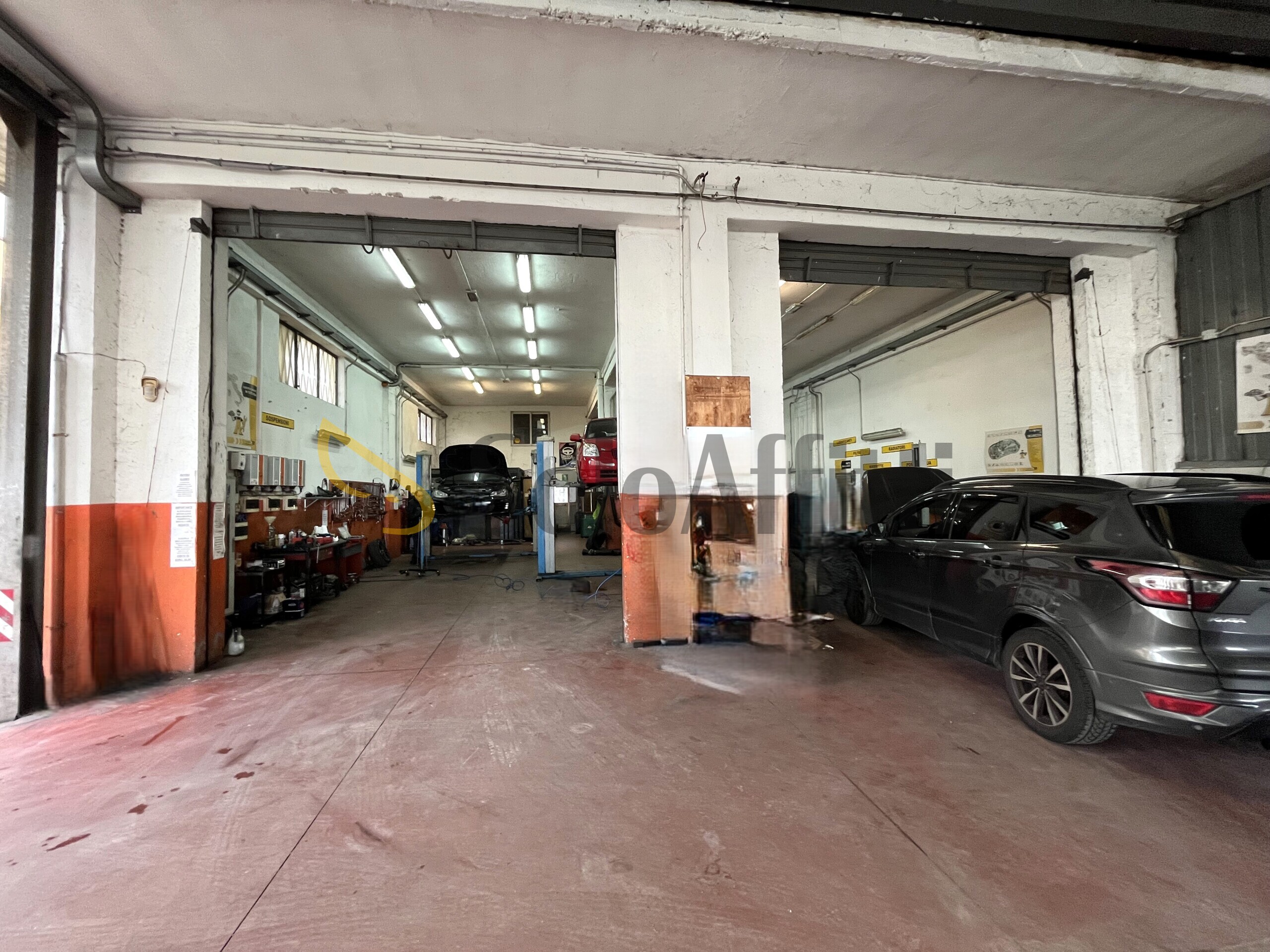 Capannone in affitto in strada statale 106 jonica 7, Catanzaro