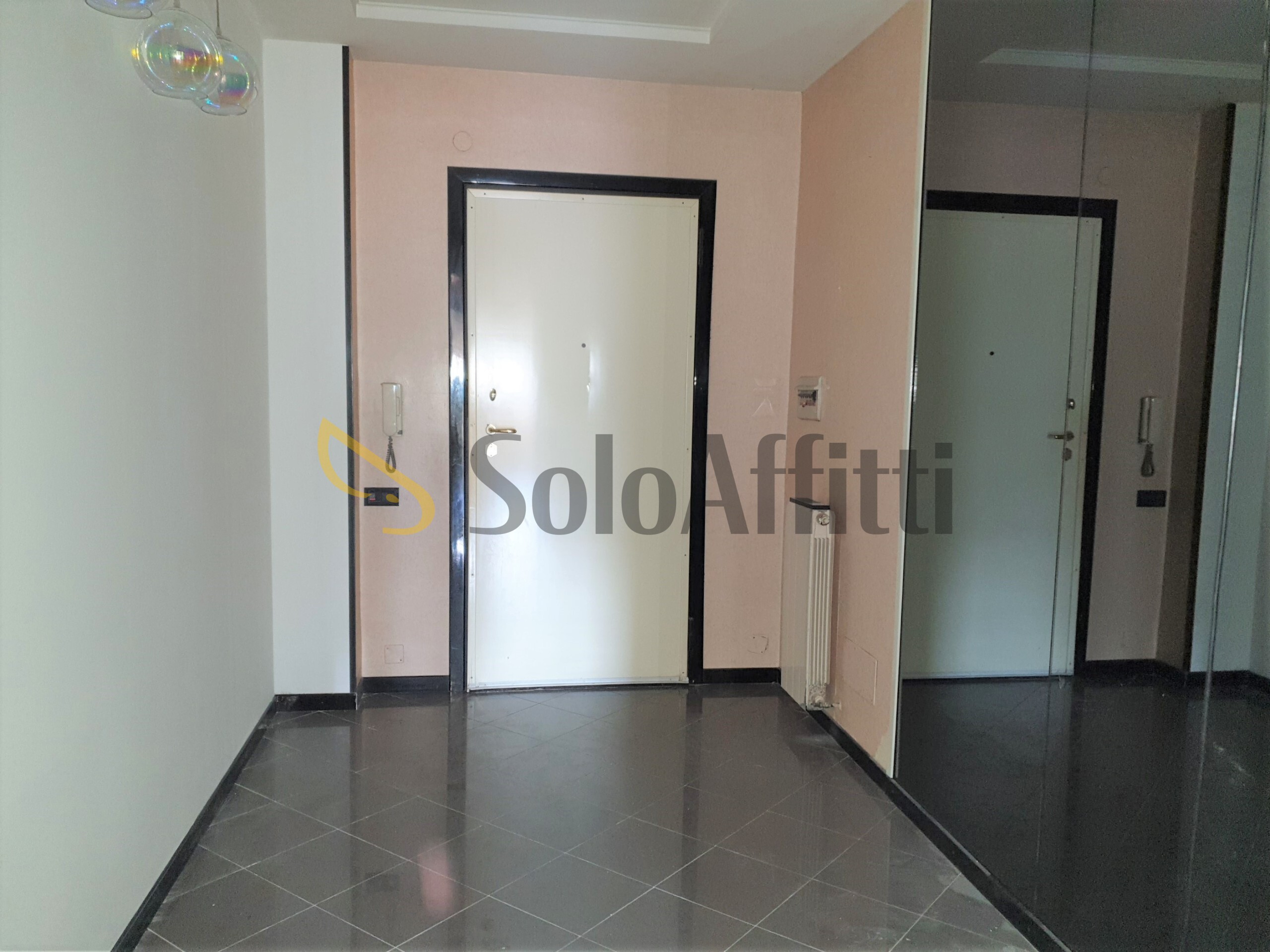 Quadrilocale con terrazzo, Catanzaro lido lungomare