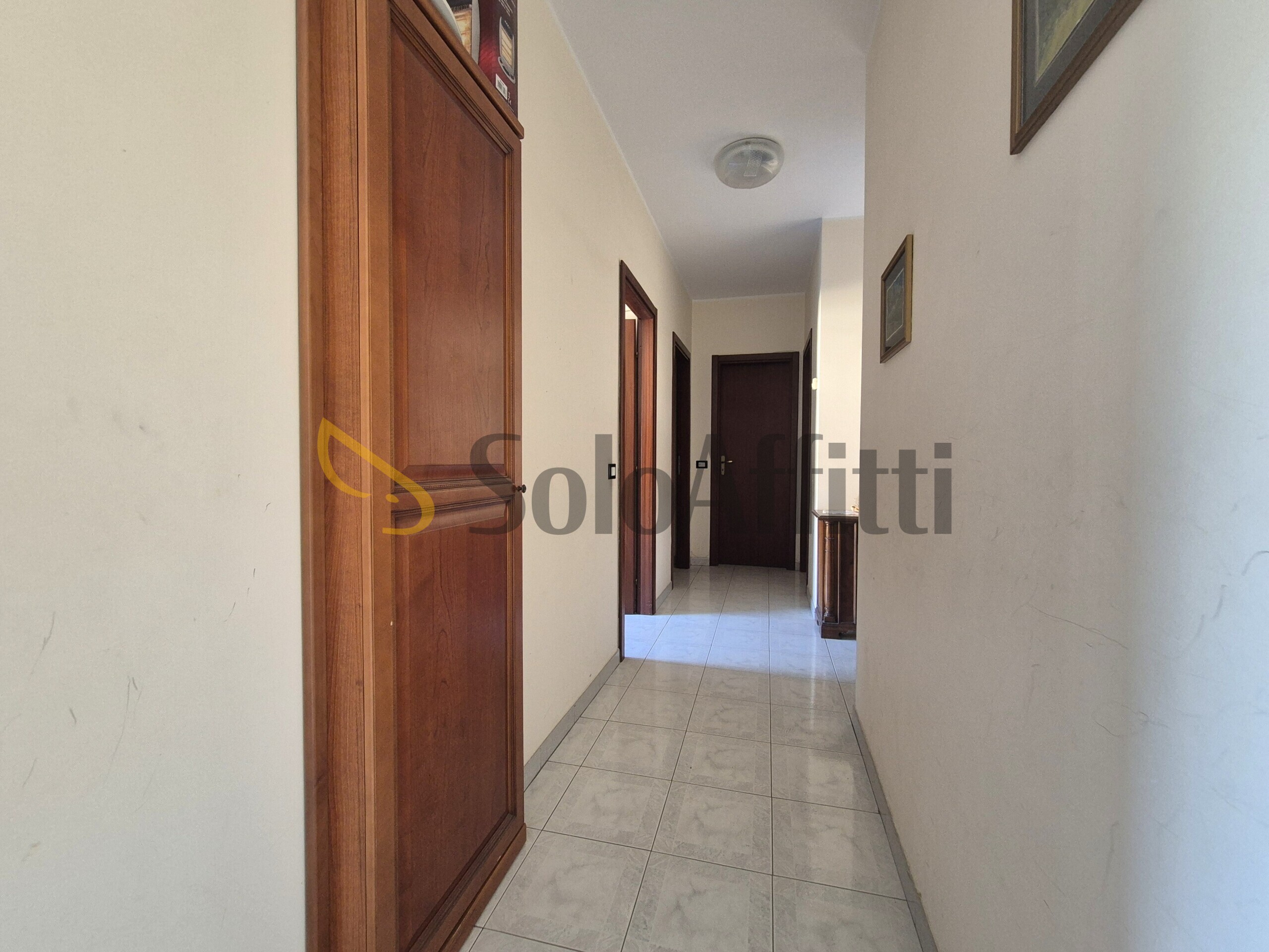 Quadrilocale con giardino in via dei conti falluc 126, Catanzaro