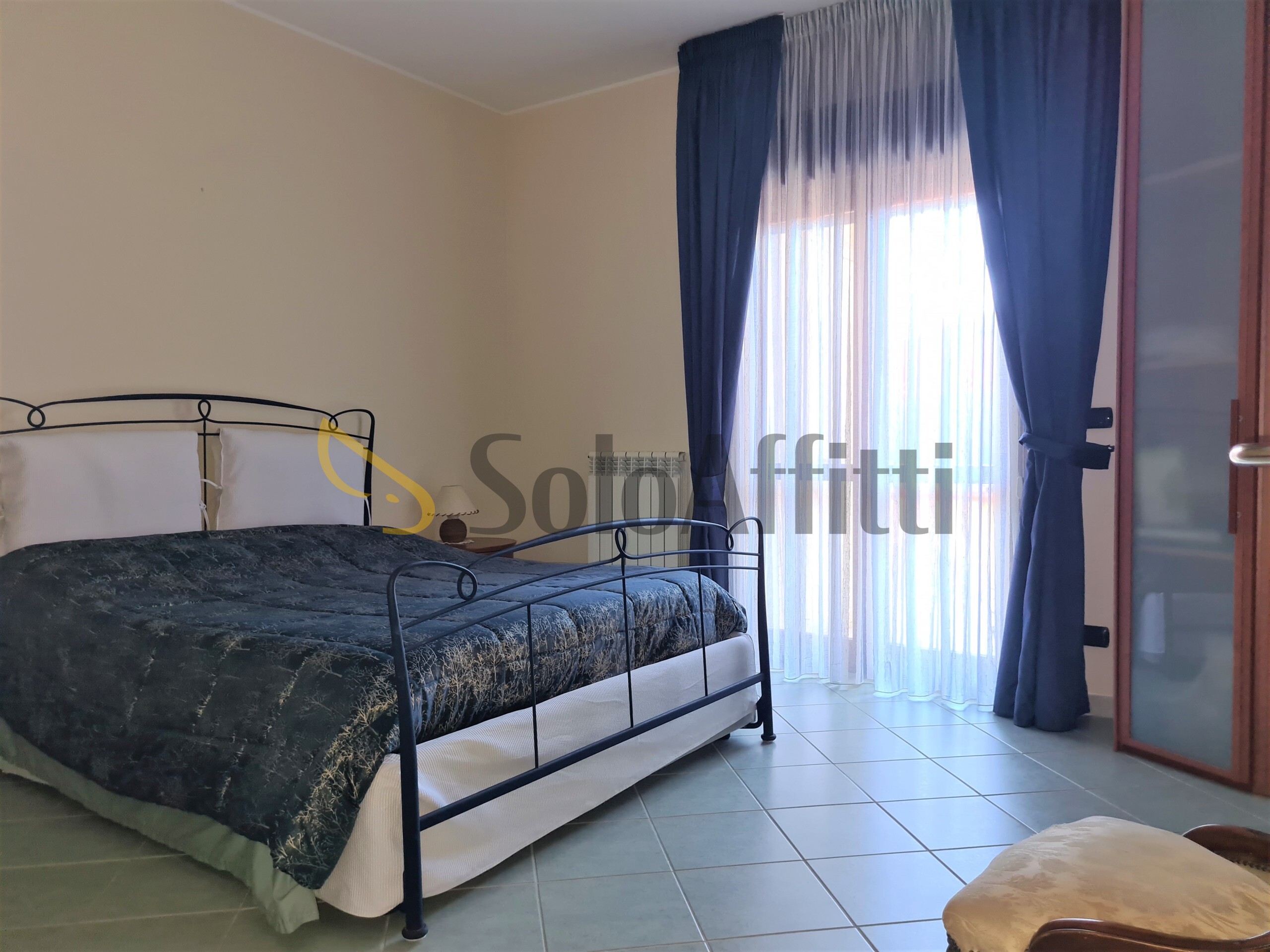 Trilocale con terrazzo, Catanzaro lido casciolino