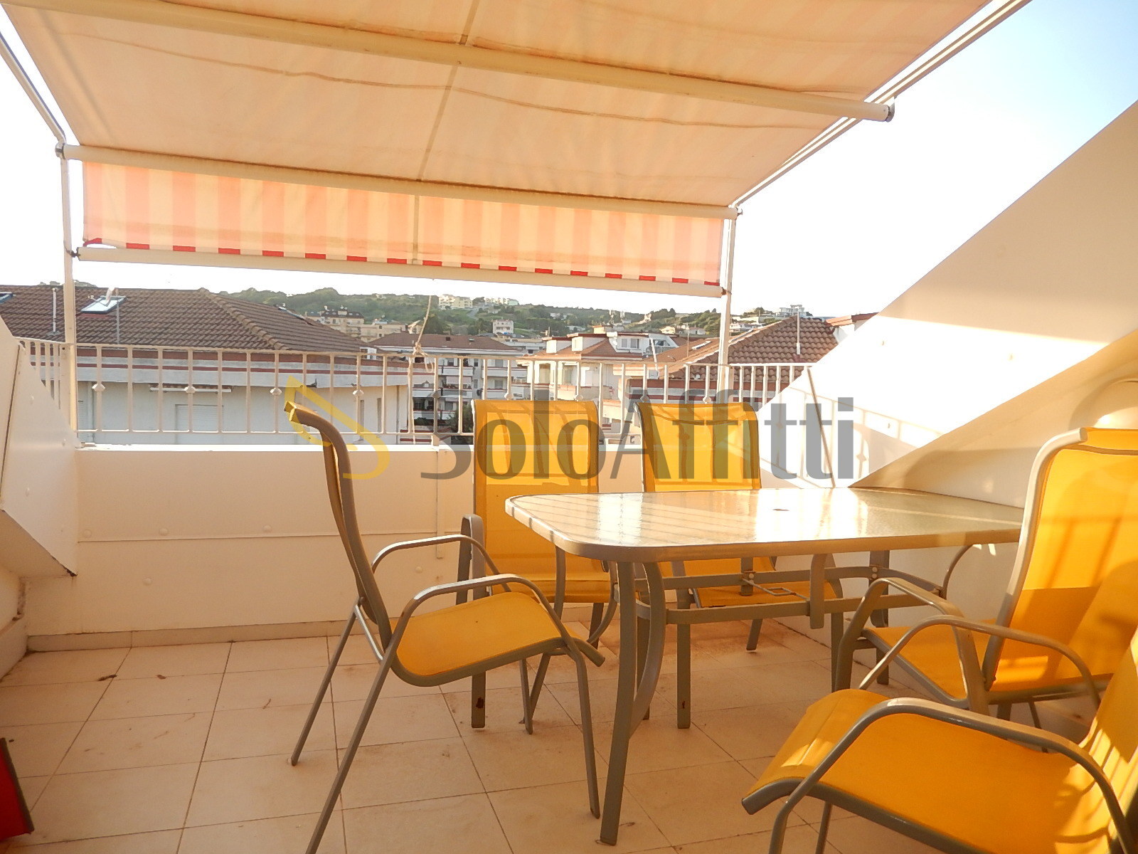 Bilocale con terrazzo, Catanzaro lido porto