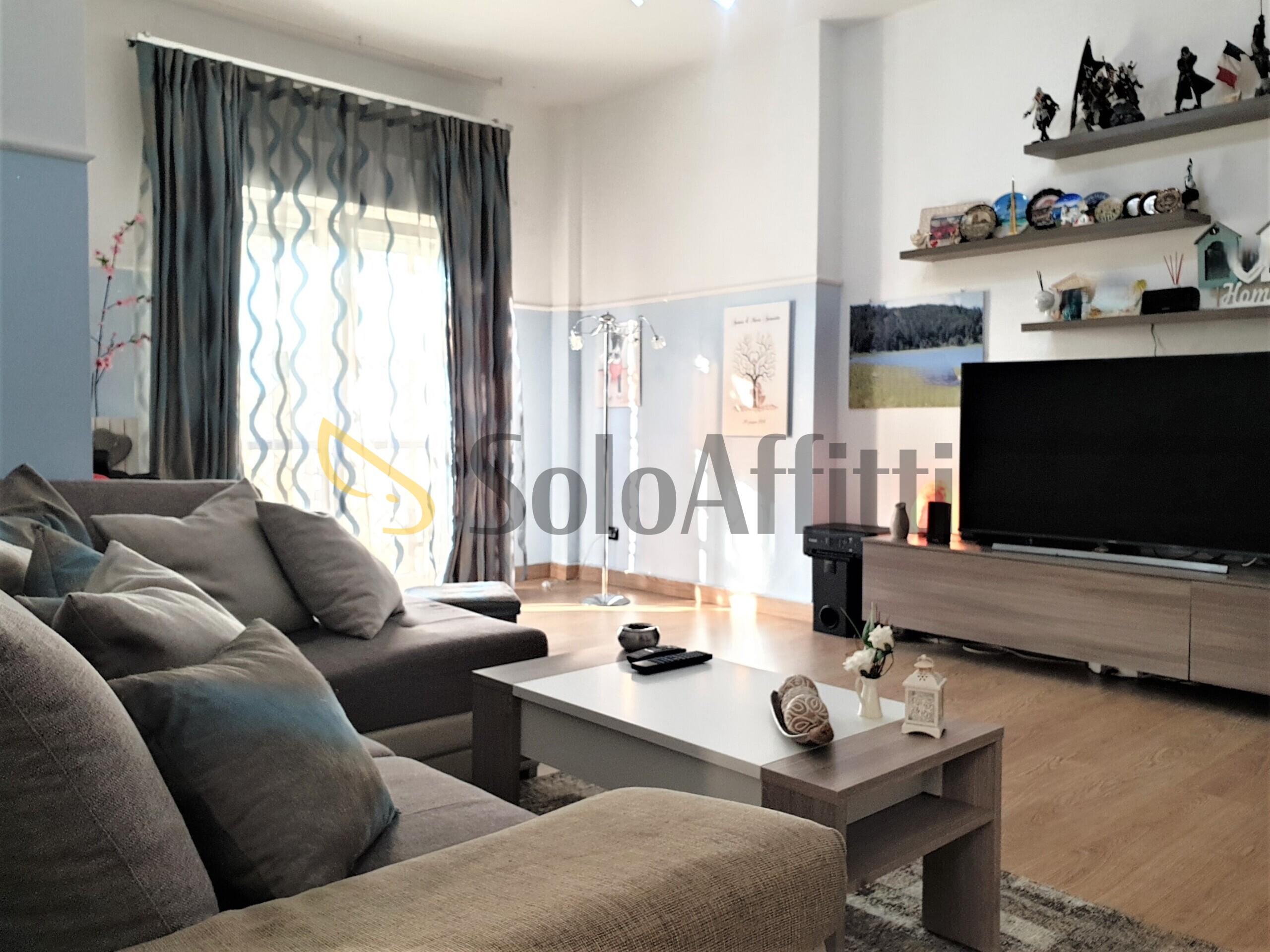 Trilocale con terrazzo, Catanzaro lido giovino
