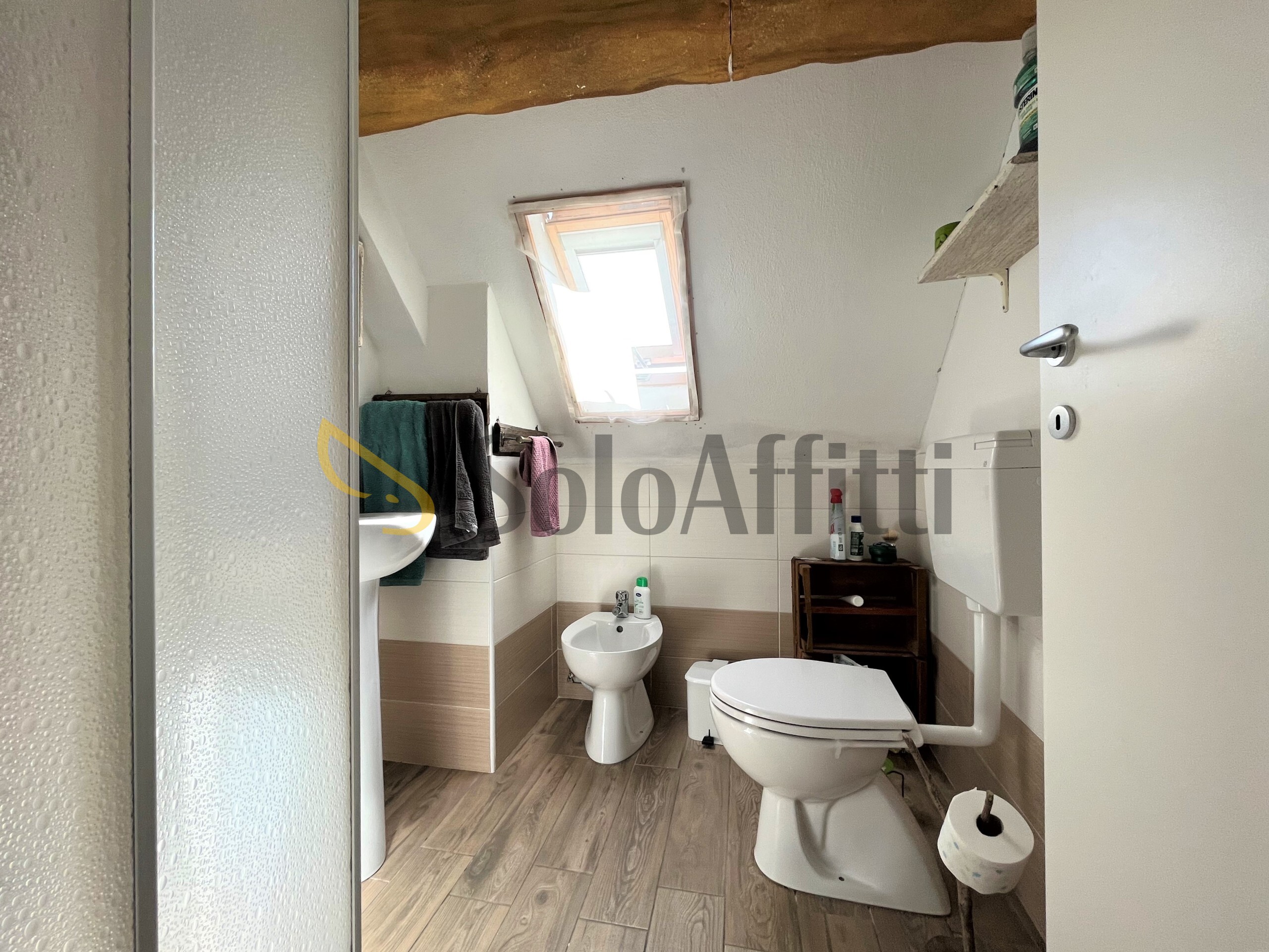 Mansarda con terrazzo, Catanzaro lido corso