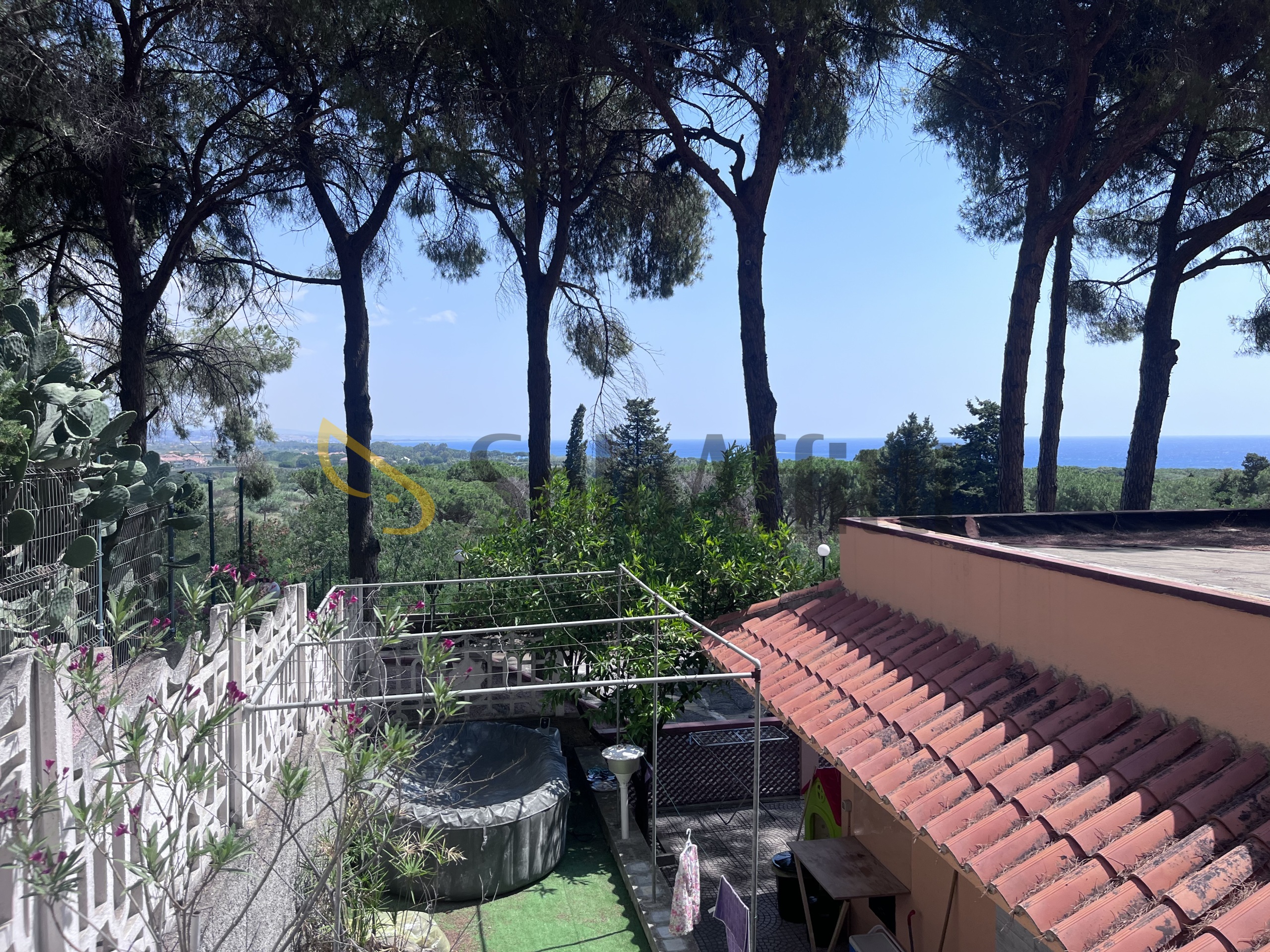 Trilocale con terrazzo a Stalett�