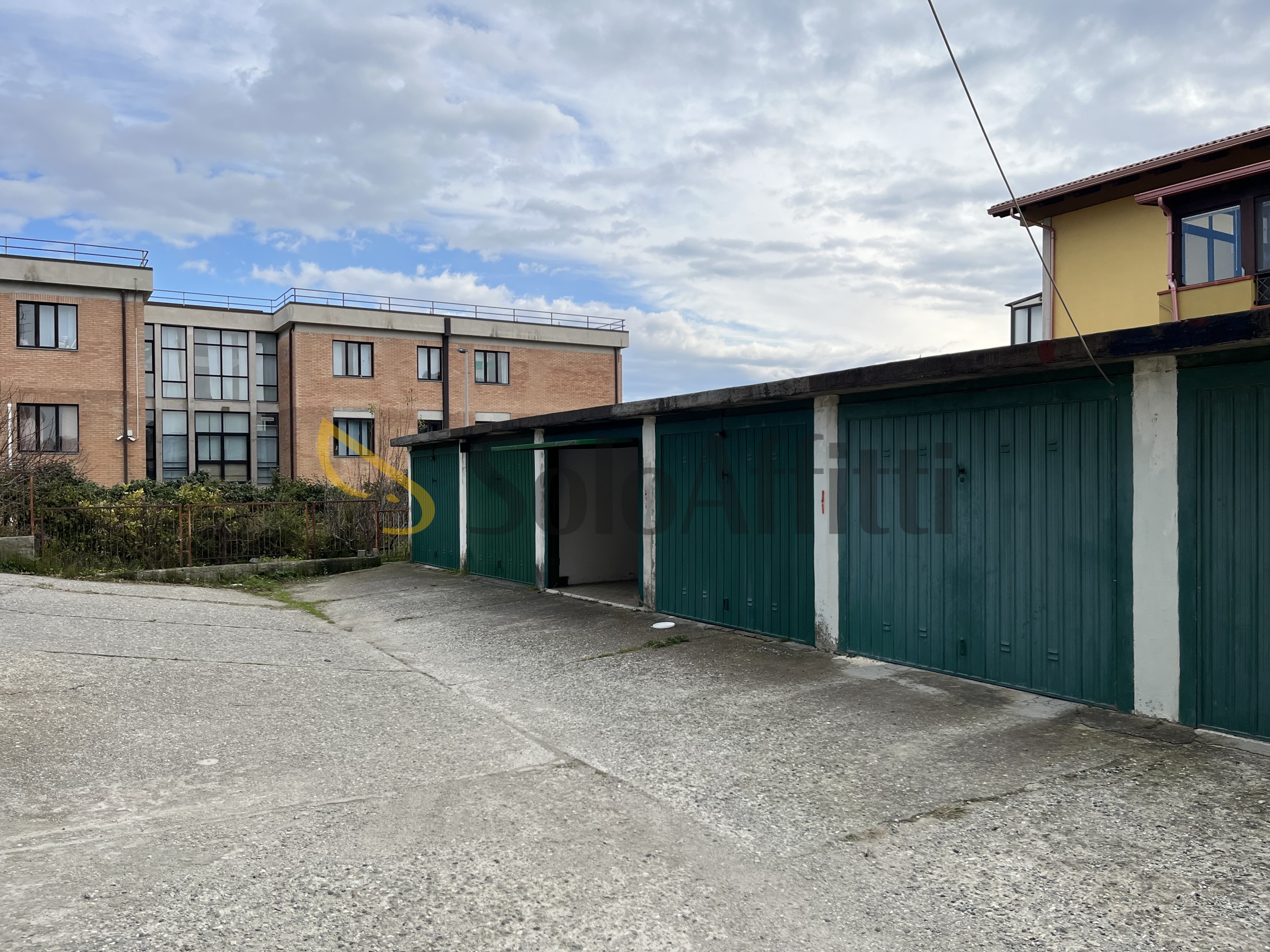 Box/Garage 18mq in affitto, Catanzaro lido casciolino