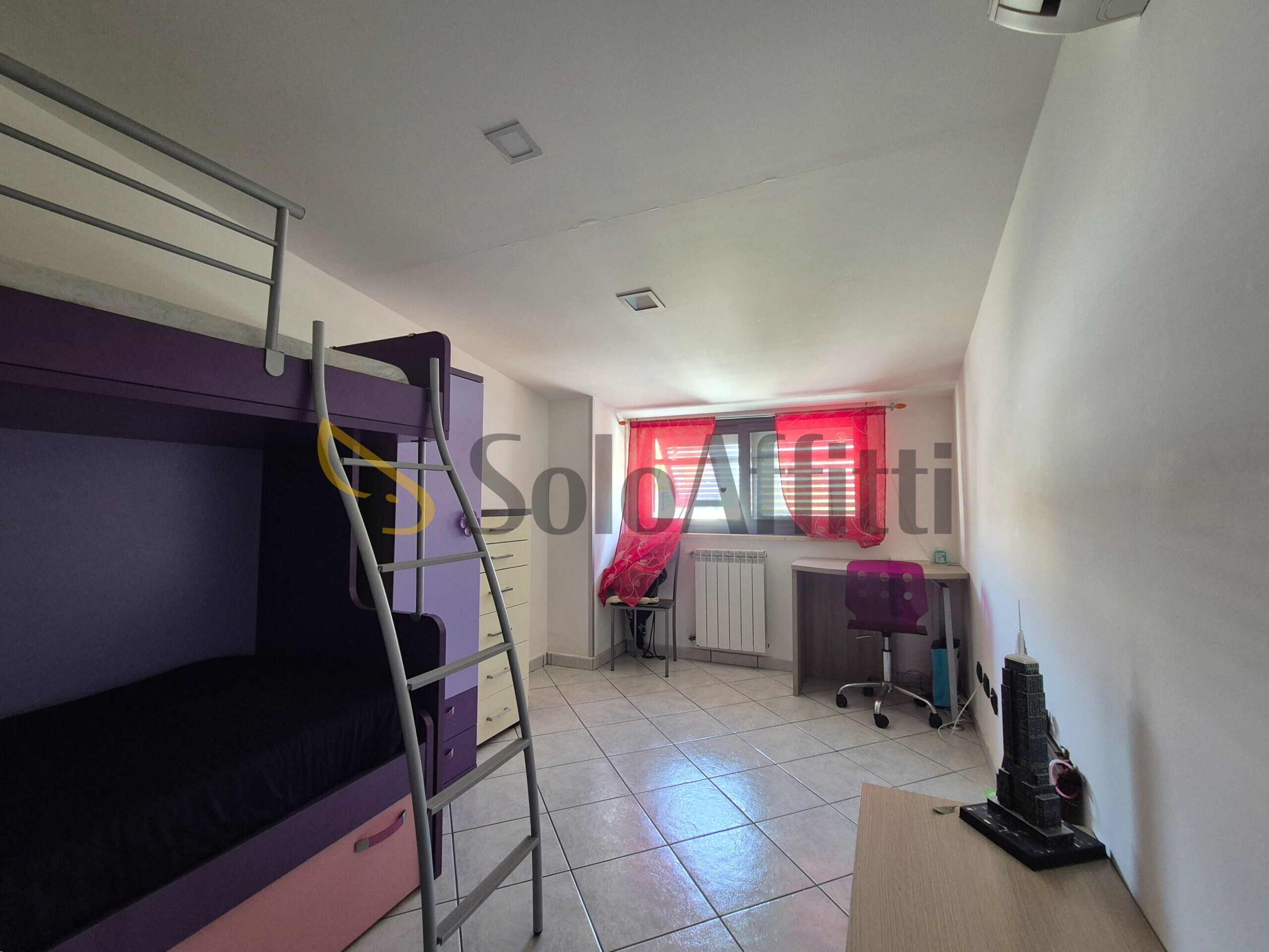 Quadrilocale con terrazzo, Catanzaro lido giovino