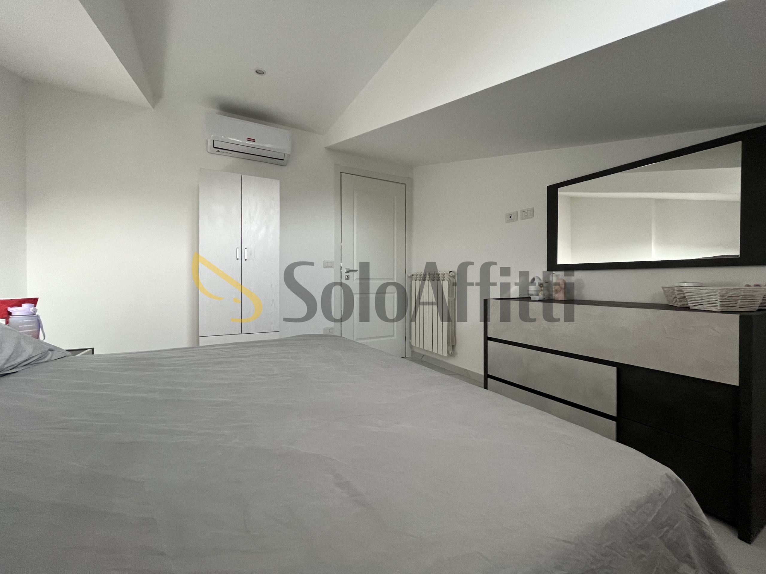 Attico con terrazzo, Catanzaro lido casciolino