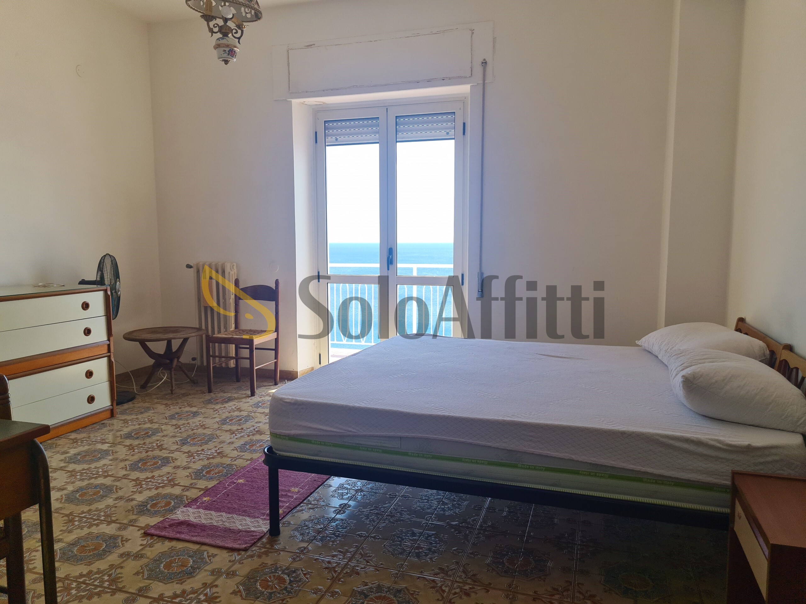 Quadrilocale con terrazzo, Catanzaro lido lungomare