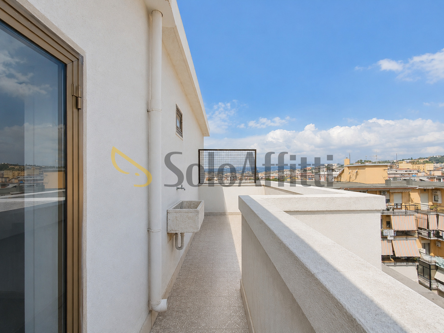 Attico con terrazzo in via lungomare stefano pugliese 313, Catanzaro