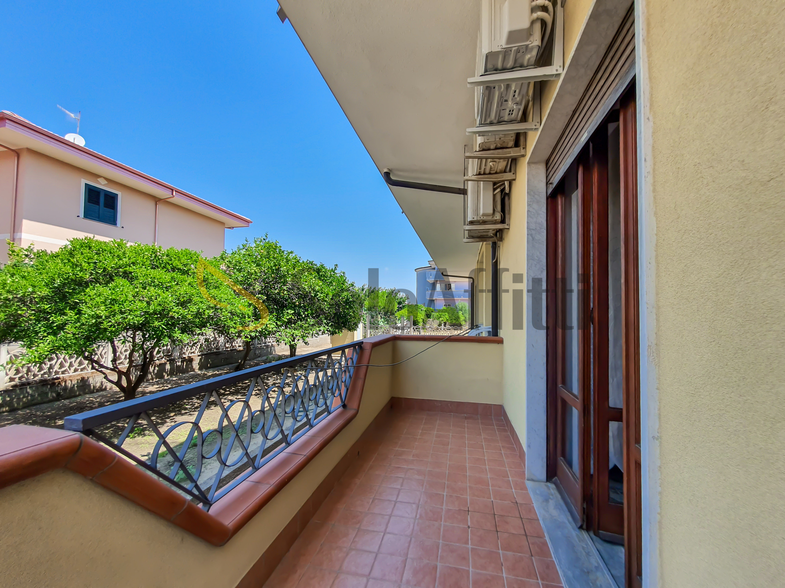 Trilocale con giardino in via u. fondacaro 39, Catanzaro