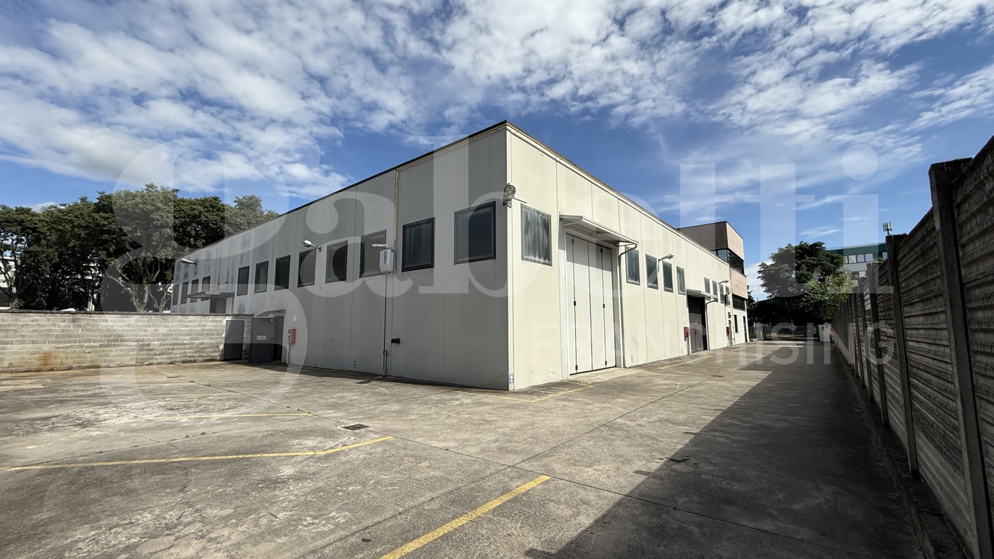 Capannone in vendita a Vimodrone