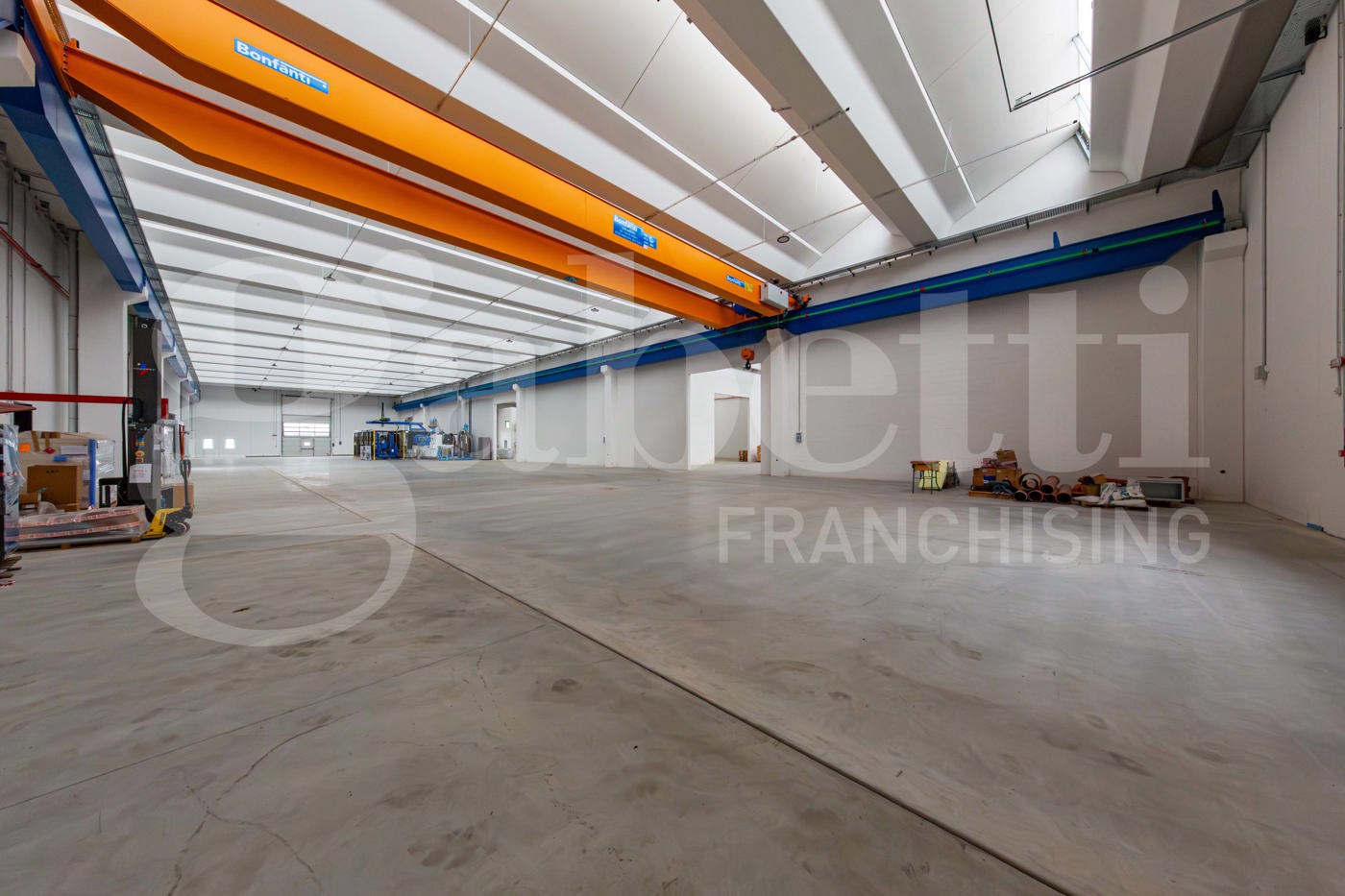 Capannone in vendita a Trezzano Rosa