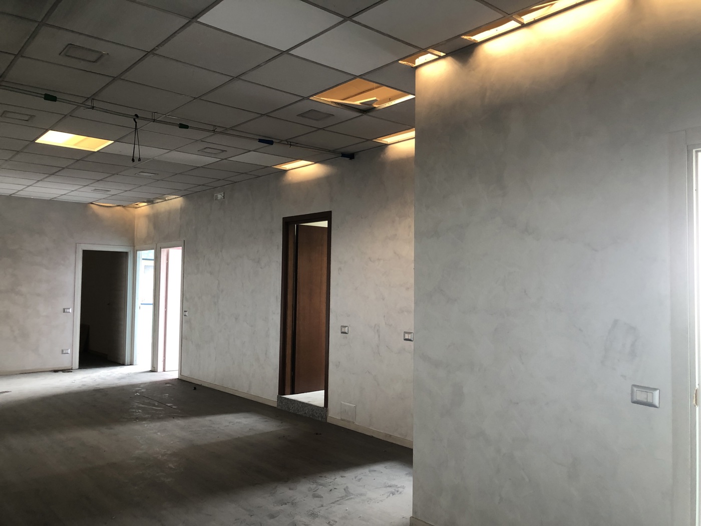 Capannone in vendita a Gessate