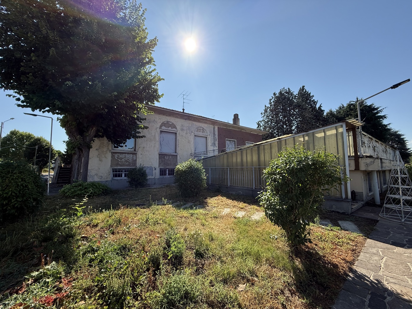 Magazzino in vendita a Castellanza