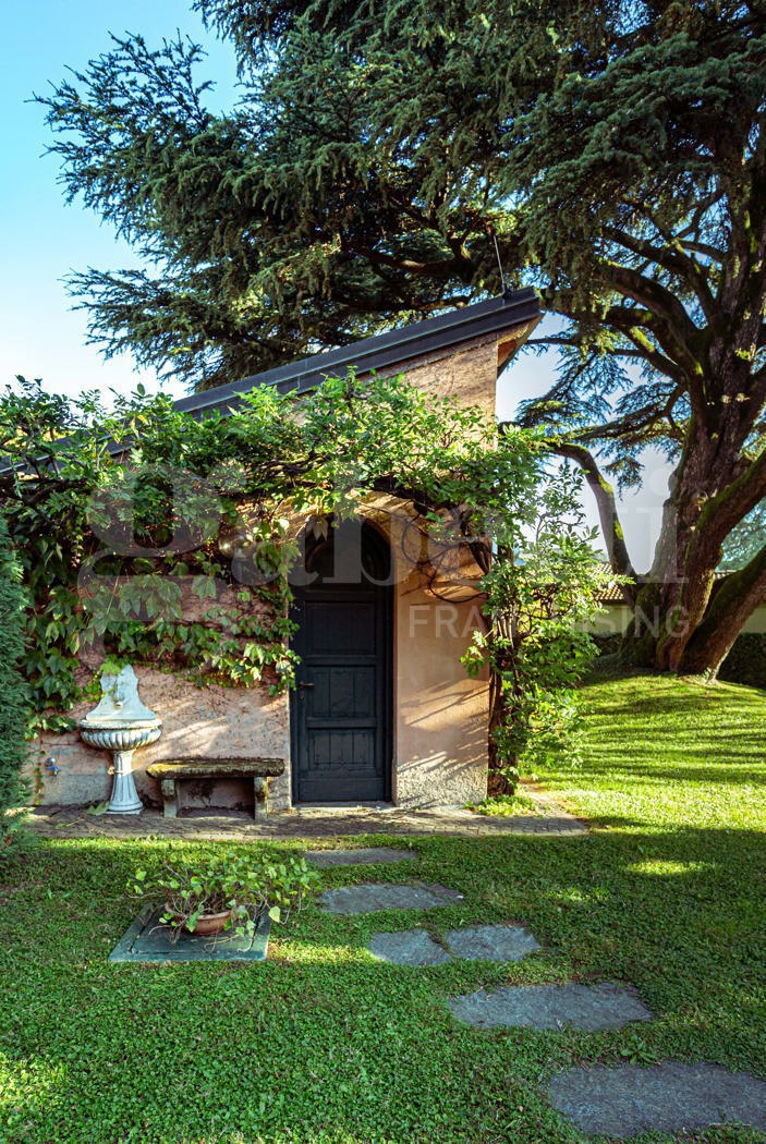 Villa in vendita a Vimercate