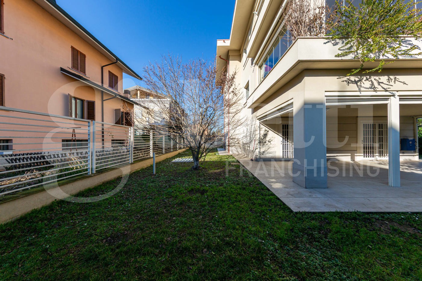 Quadrilocale con giardino a Cernusco sul Naviglio