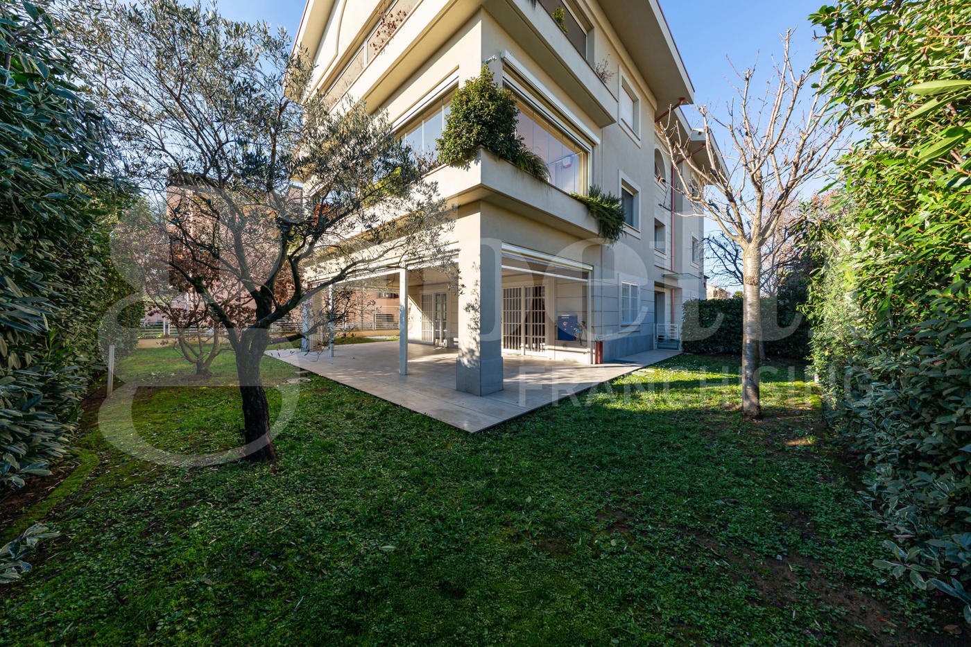 Quadrilocale con giardino a Cernusco sul Naviglio