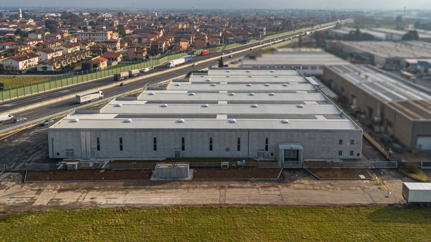 Capannone in affitto a Saronno