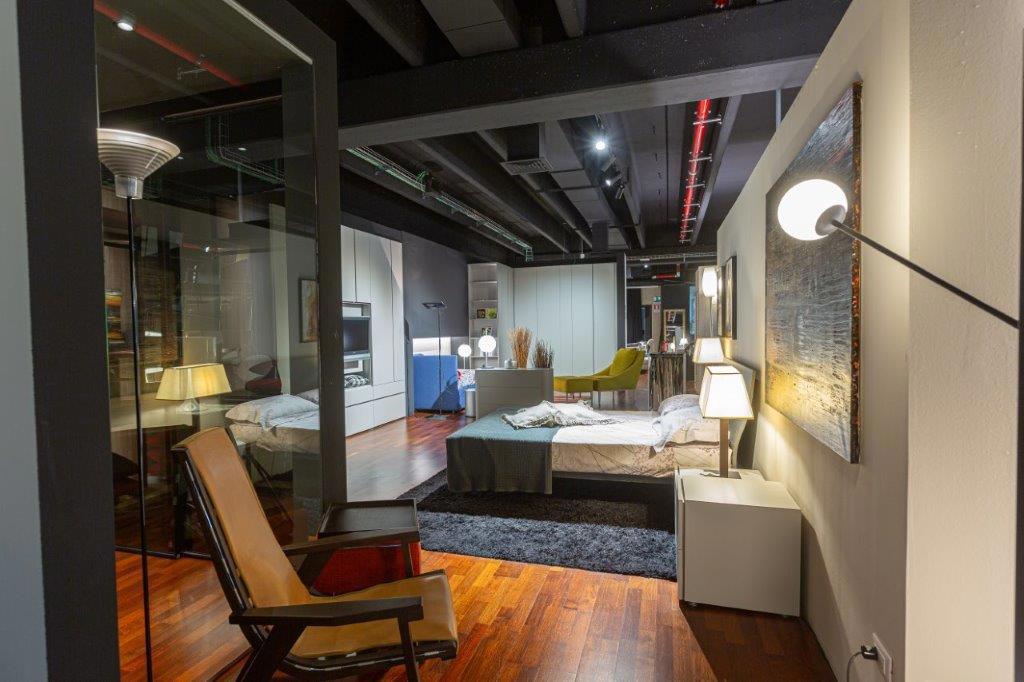 Capannone in vendita a Cernusco sul Naviglio