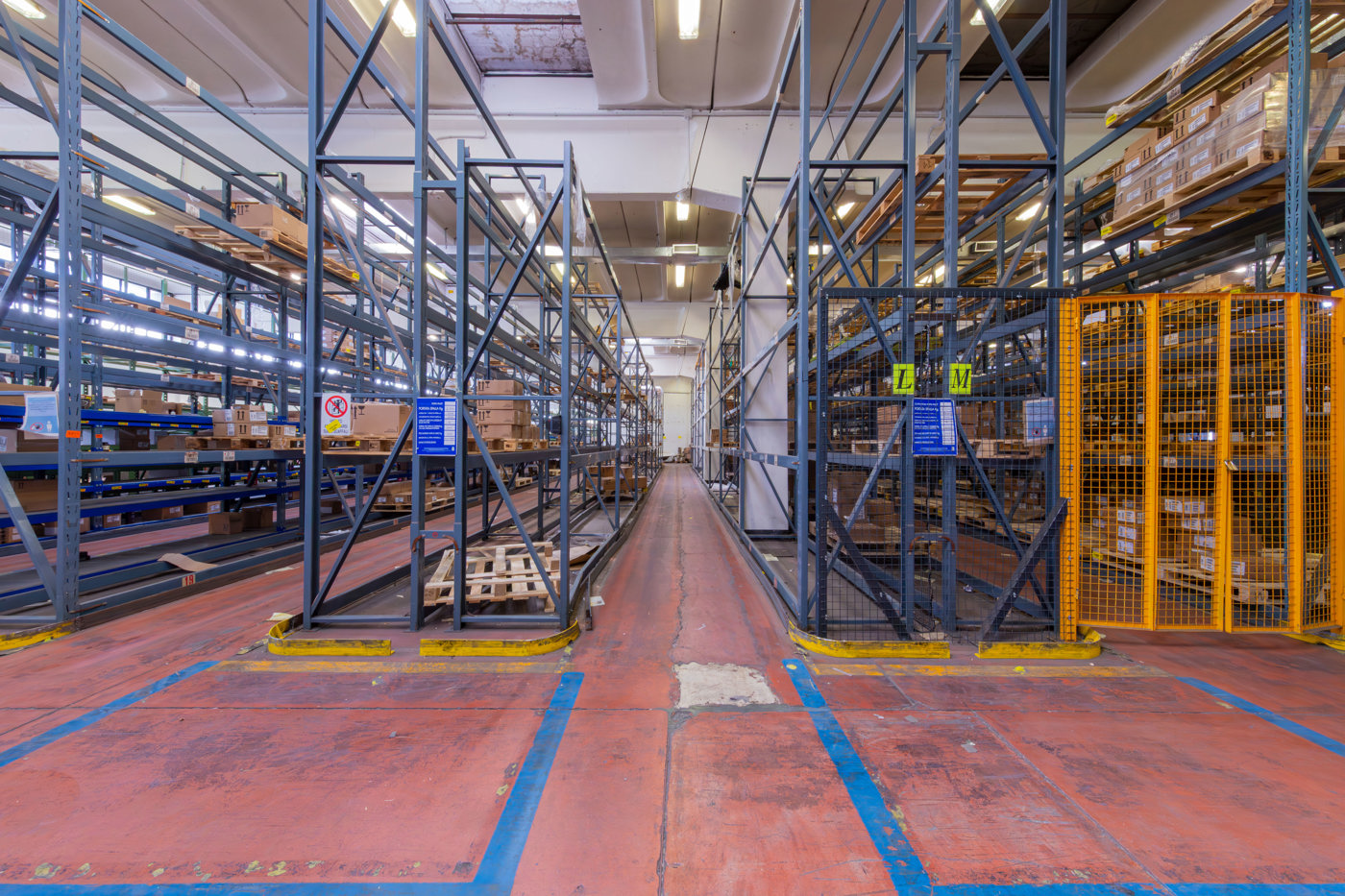 Capannone con box doppio a Cassina de' Pecchi