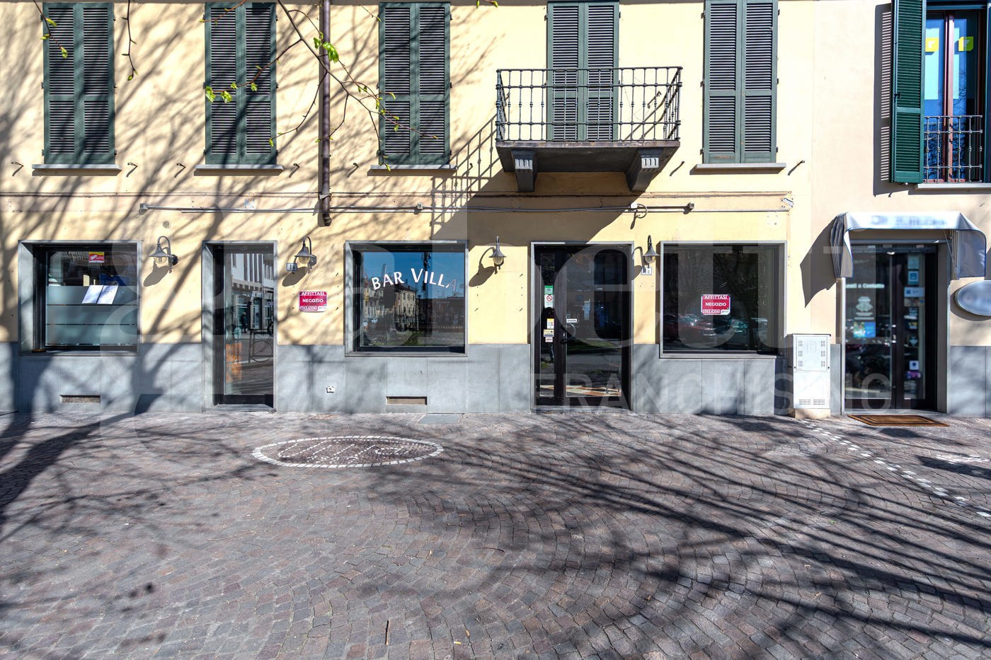 Negozio in affitto a Cassano d'Adda