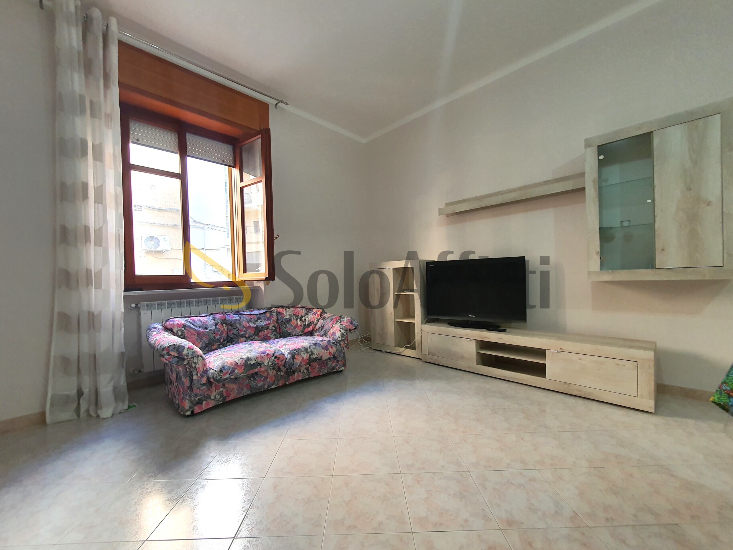 Trilocale ristrutturato, Catanzaro centro storico