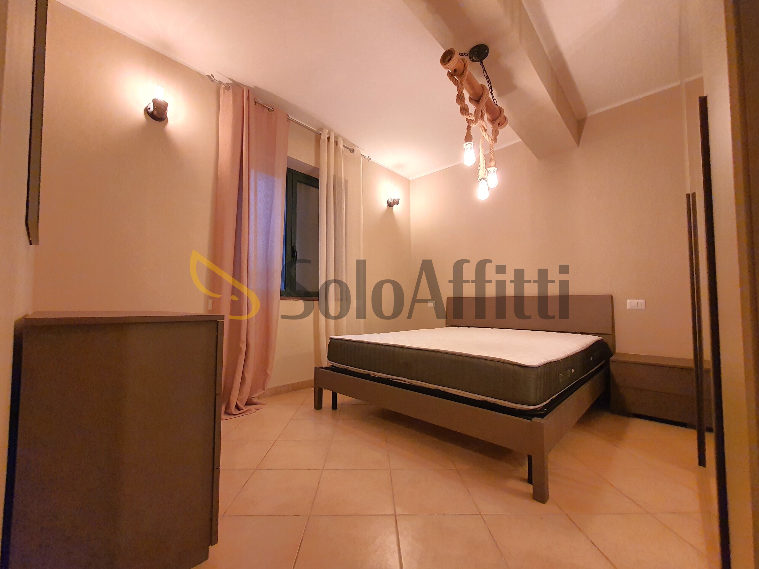 Trilocale ristrutturato in viale fiume mesima 39, Catanzaro