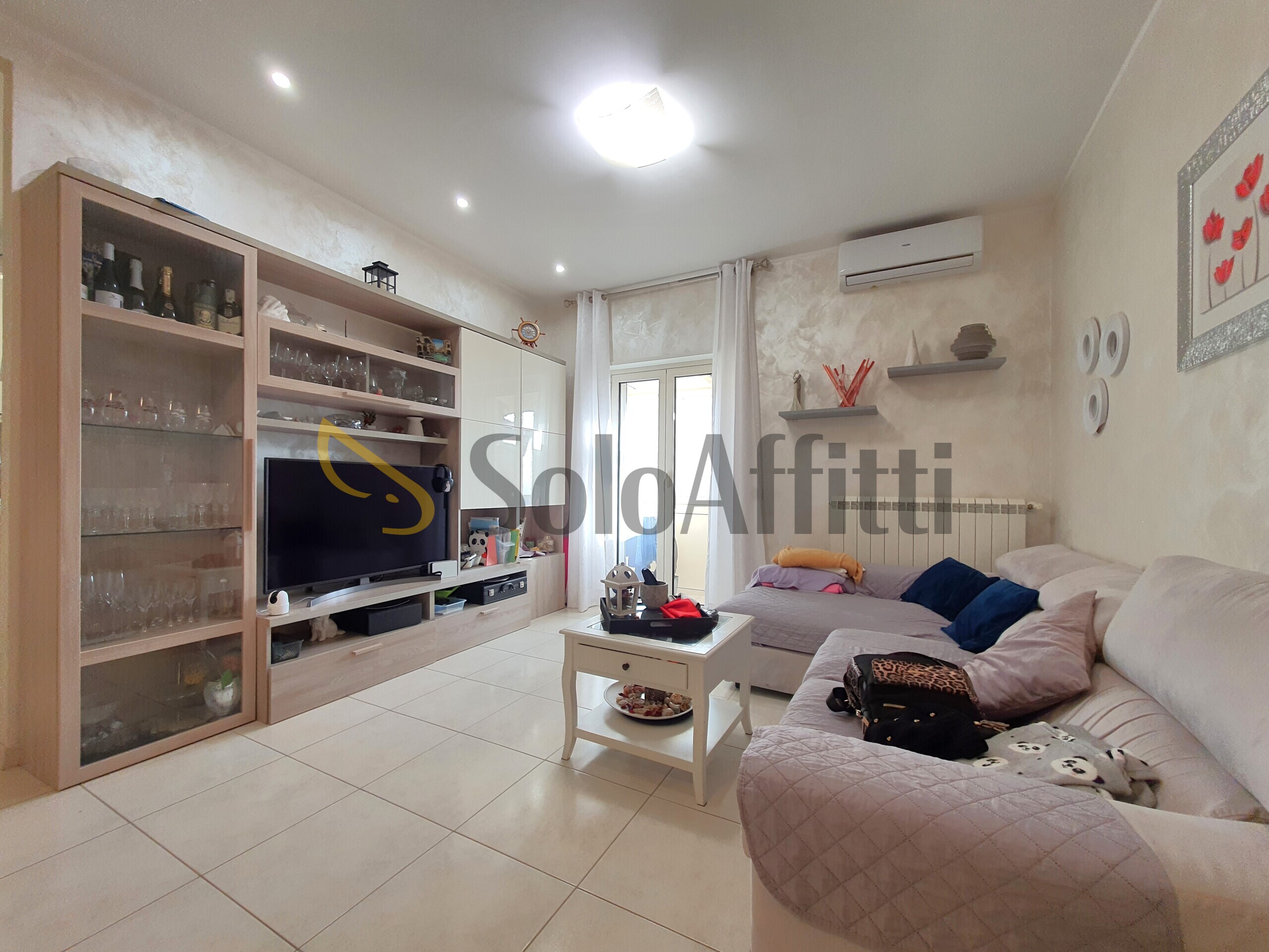 Trilocale in affitto in via domenico marincola pistoia 115, Catanzaro