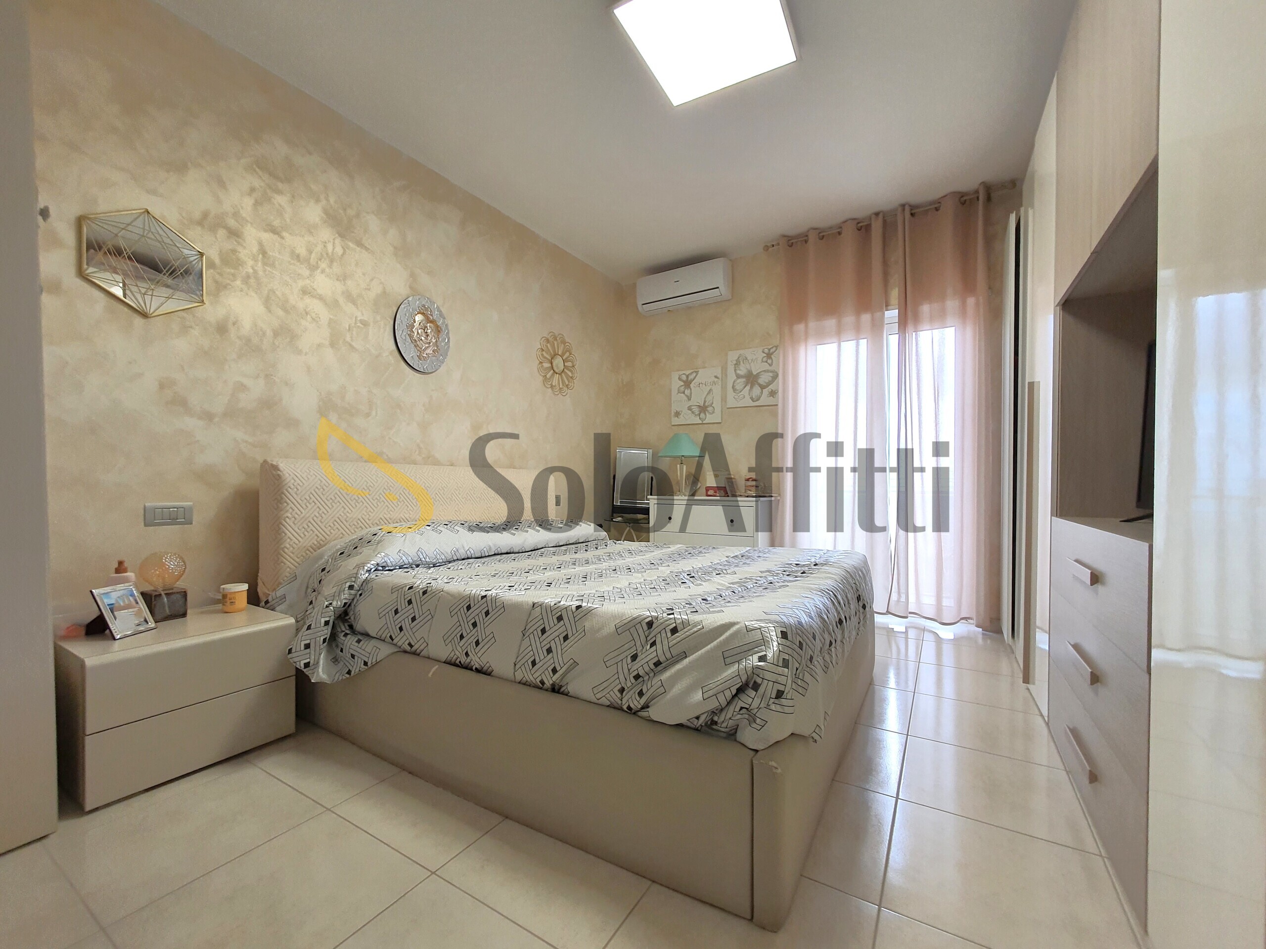 Trilocale in affitto in via domenico marincola pistoia 115, Catanzaro