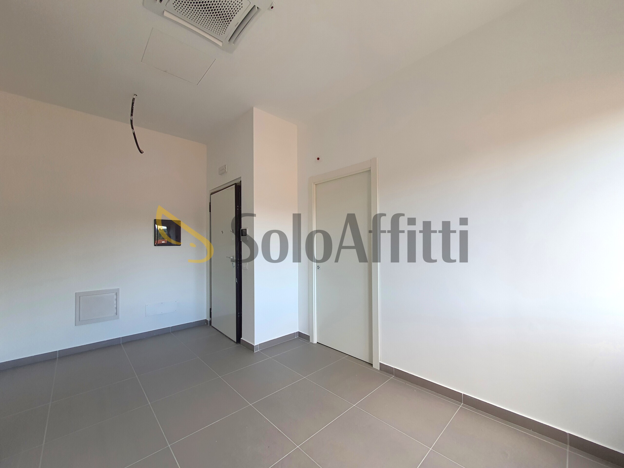Ufficio ristrutturato, Catanzaro centro