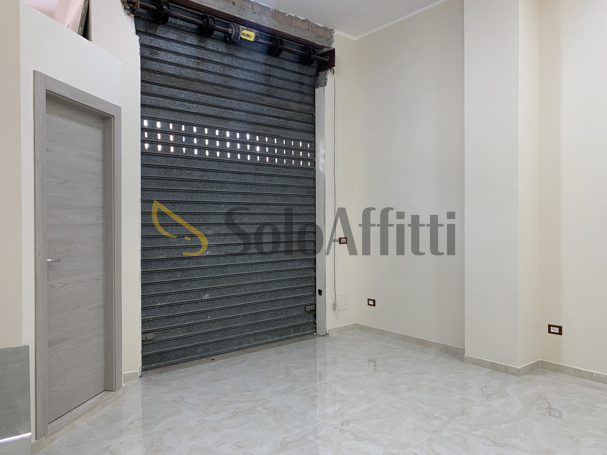 Magazzino ristrutturato, Catanzaro sud