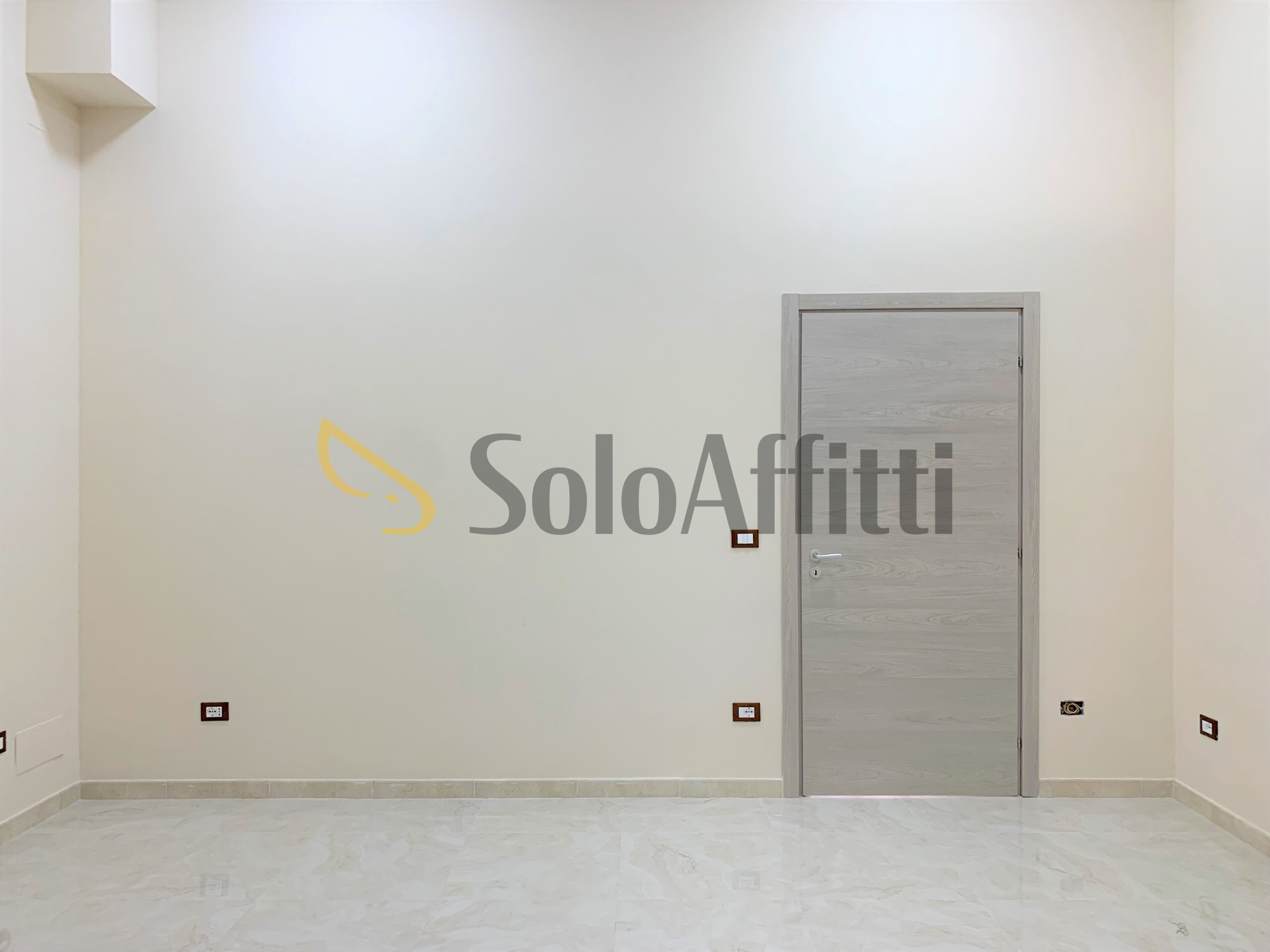 Magazzino ristrutturato, Catanzaro sud