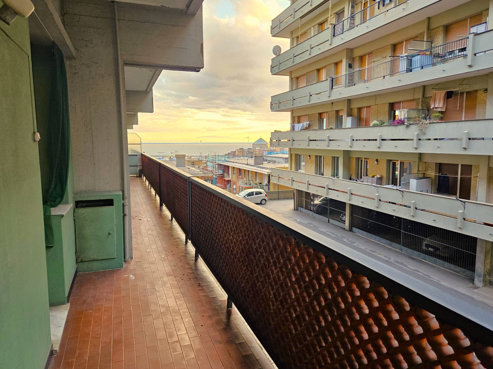 Appartamento in vendita a Genova, Granarolo