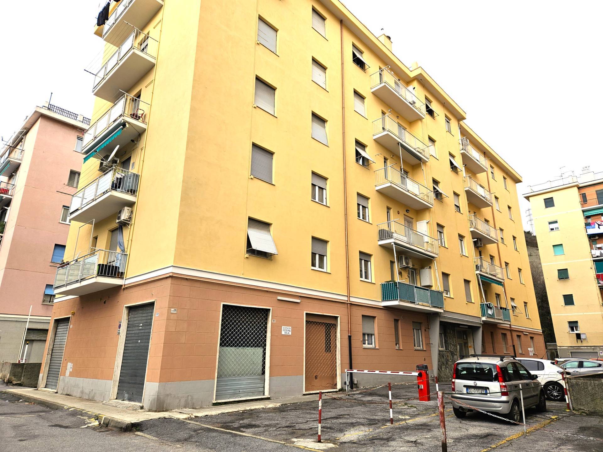Appartamento in vendita a Genova, Granarolo