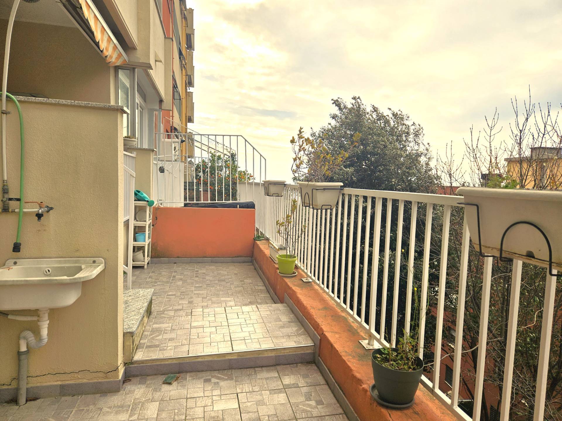 Appartamento in vendita a Genova, Granarolo