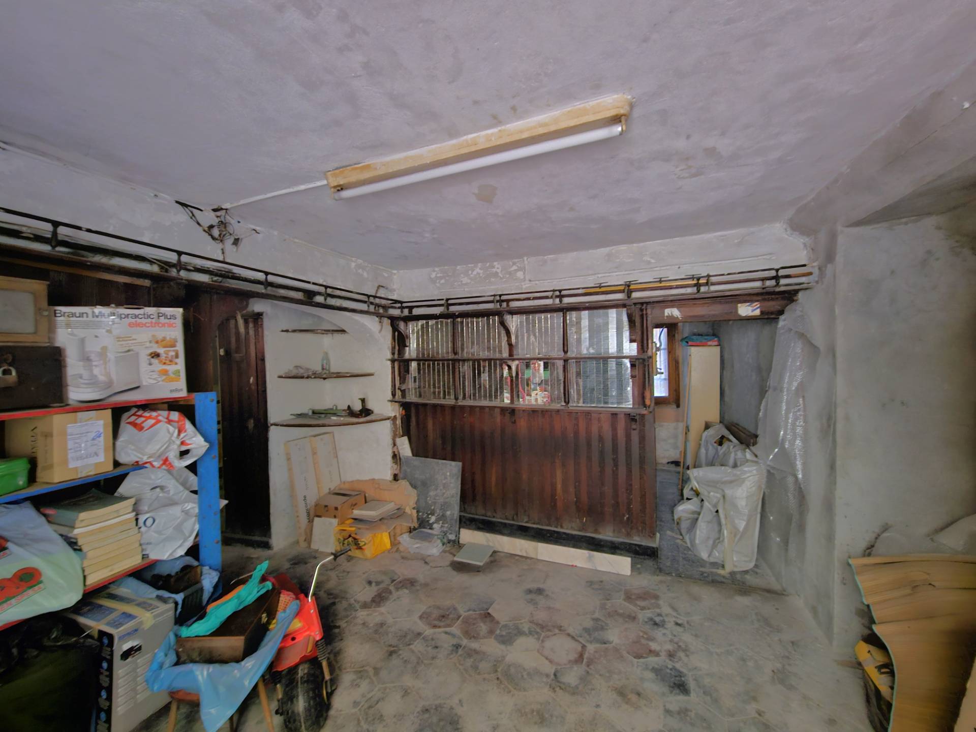 Negozio in vendita a Genova, San Teodoro