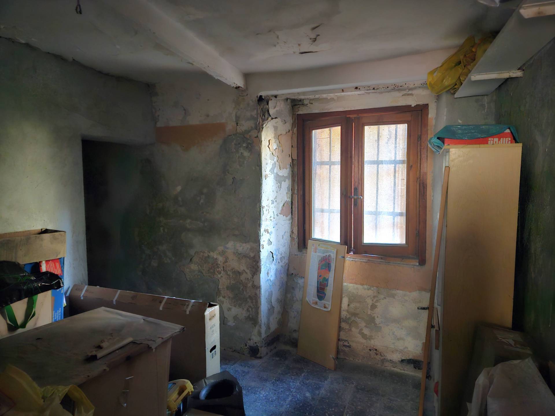 Negozio in vendita a Genova, San Teodoro