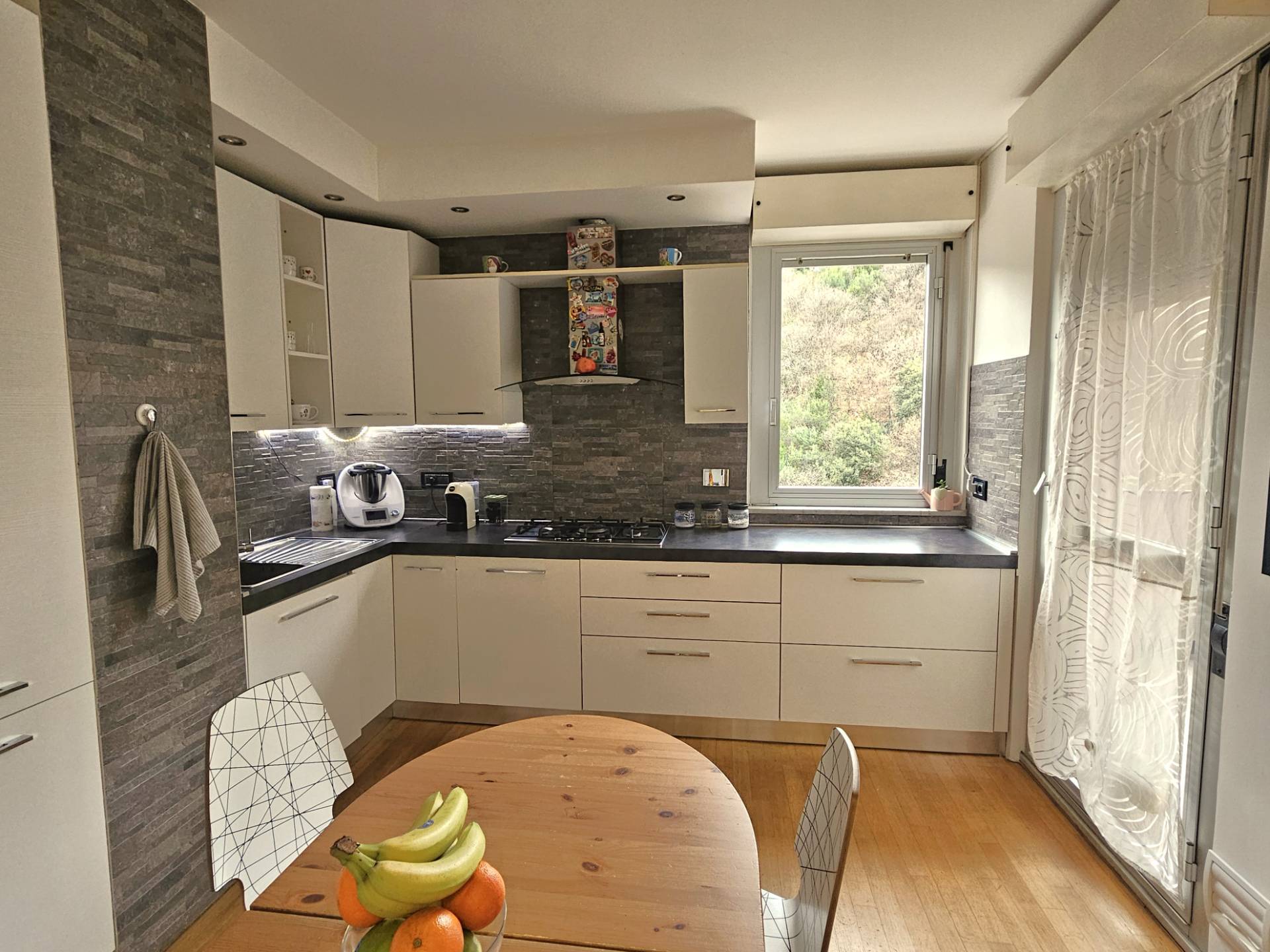 Appartamento in vendita a Genova, Granarolo