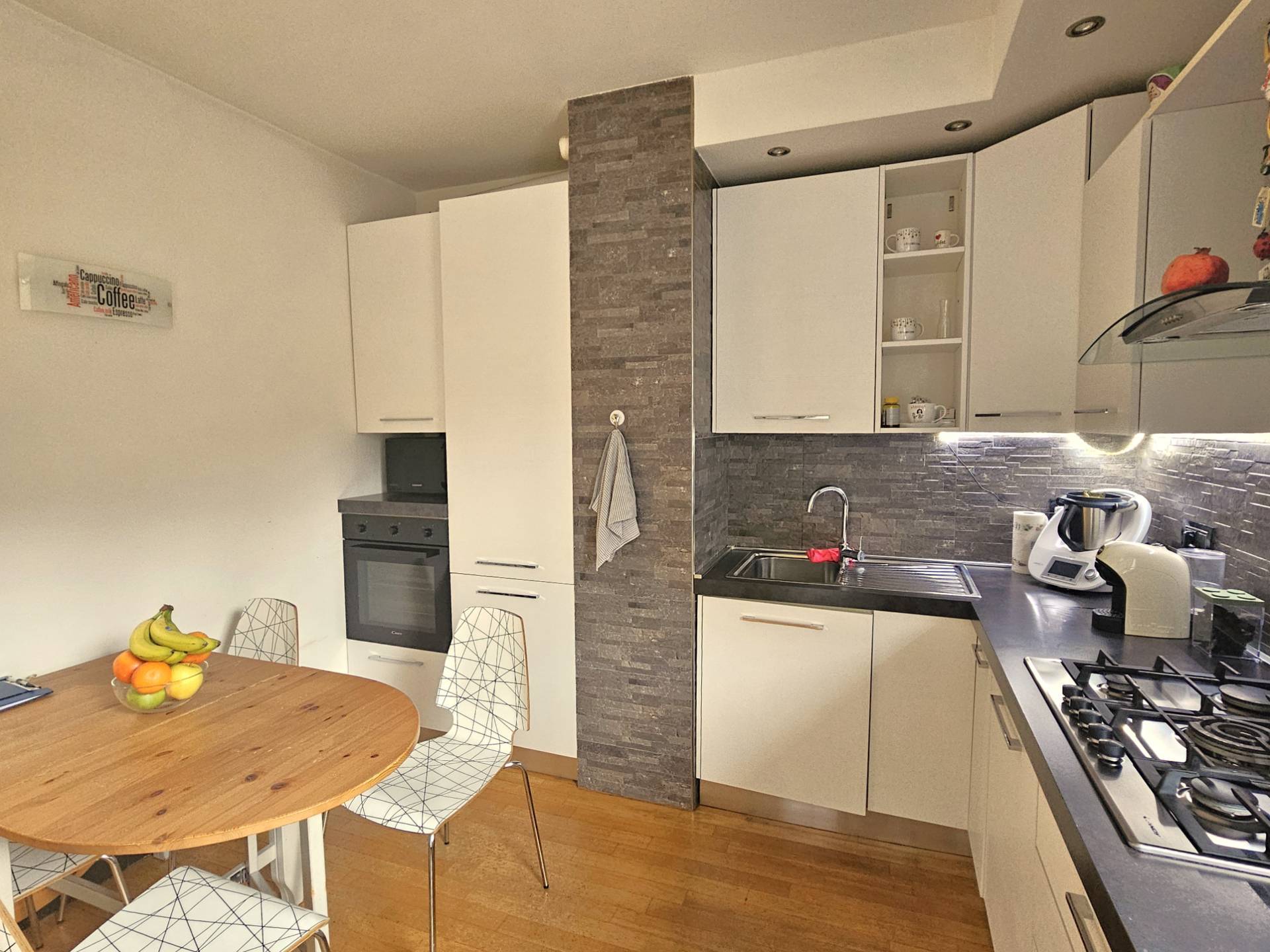 Appartamento in vendita a Genova, Granarolo