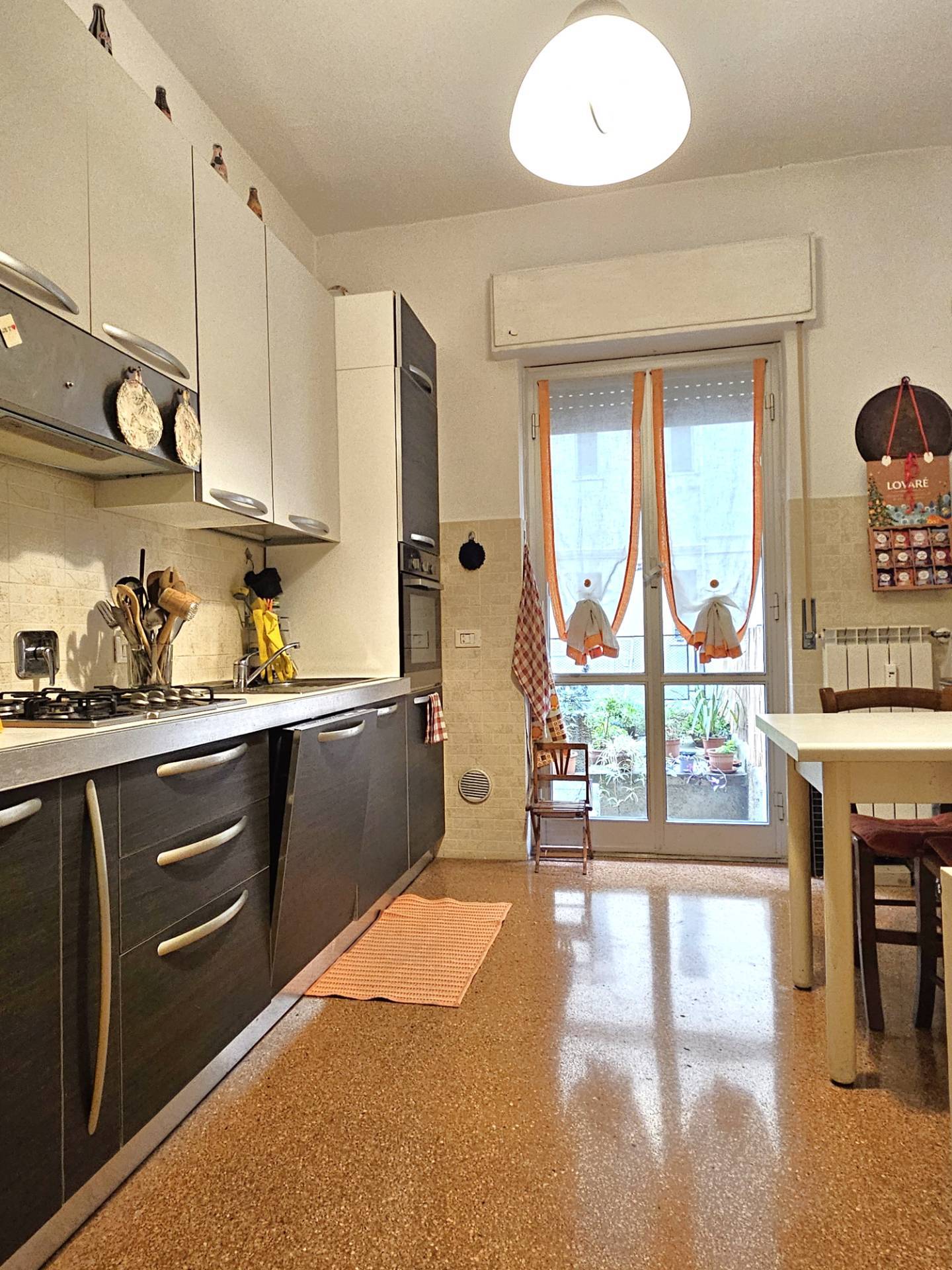 Appartamento in vendita a Genova, Granarolo