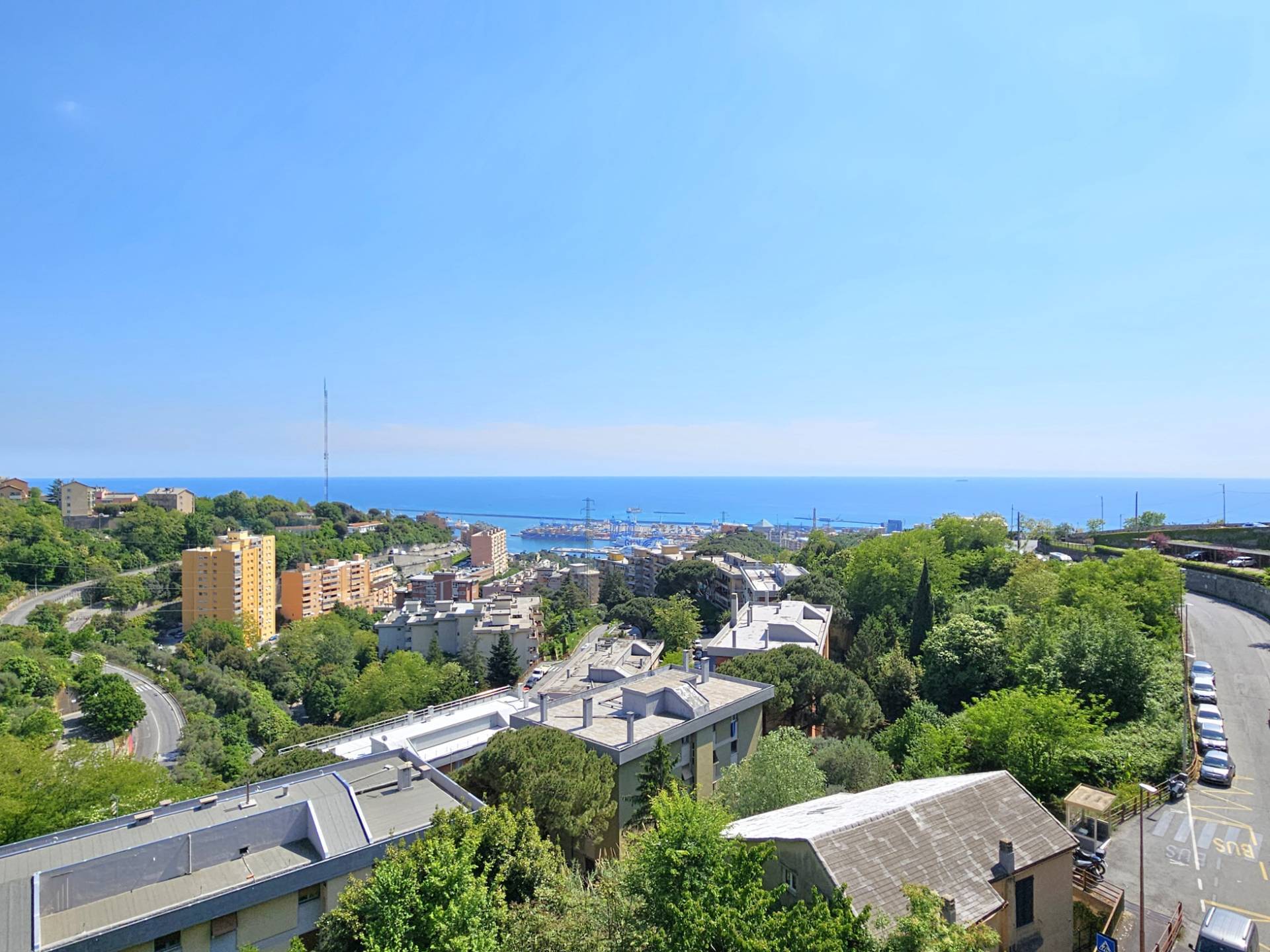 Appartamento in vendita a Genova, Granarolo