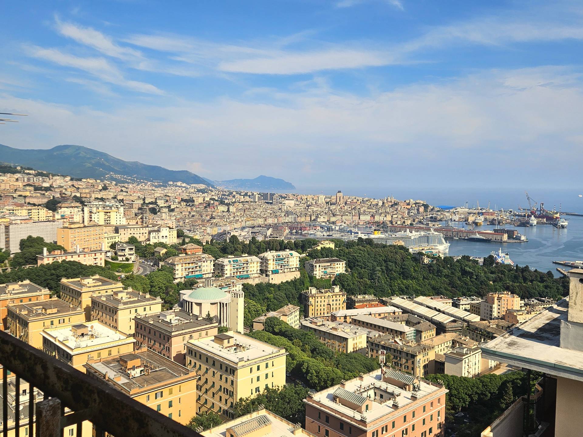 Appartamento in vendita a Genova, Granarolo
