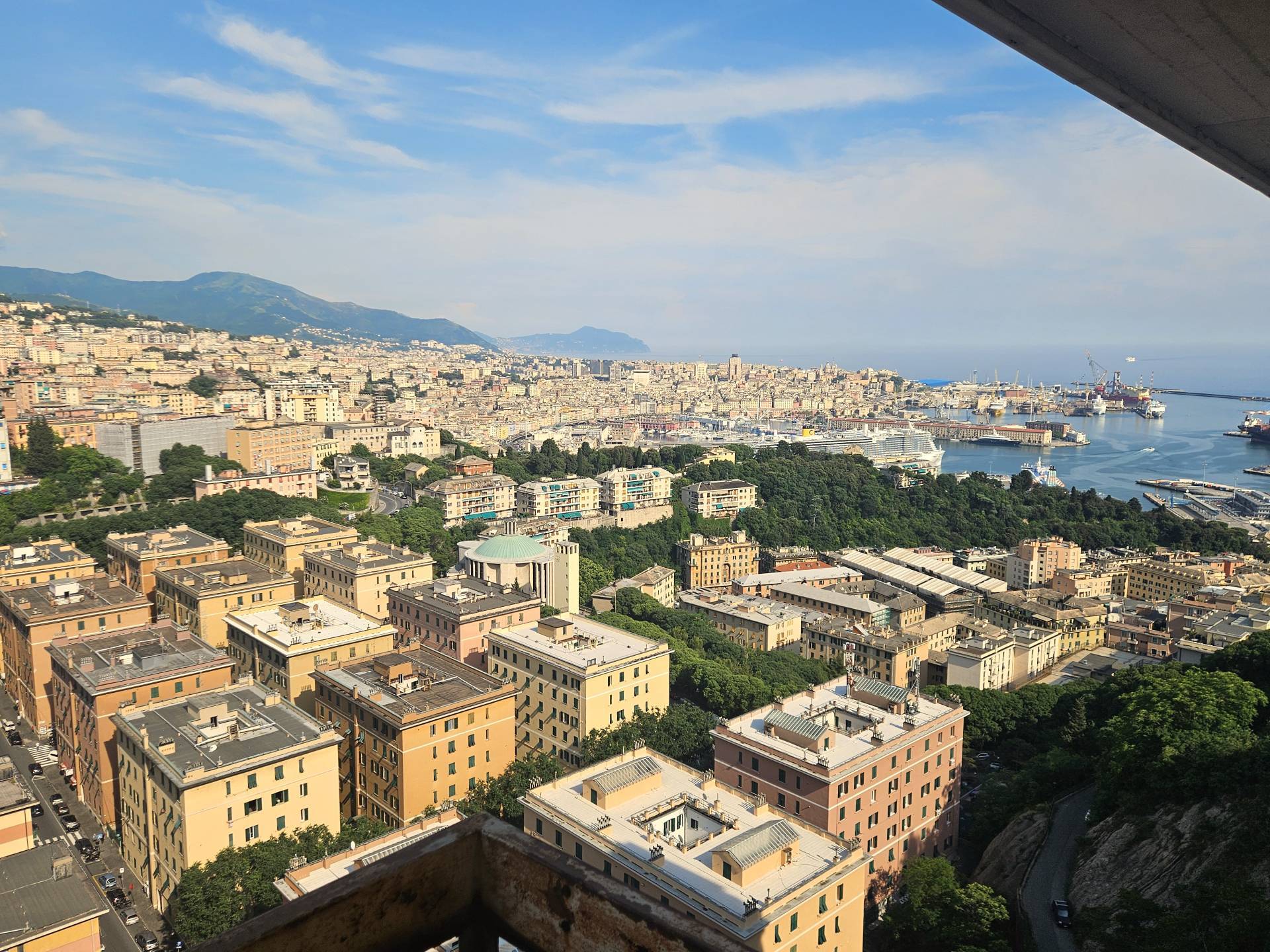 Appartamento in vendita a Genova, Granarolo
